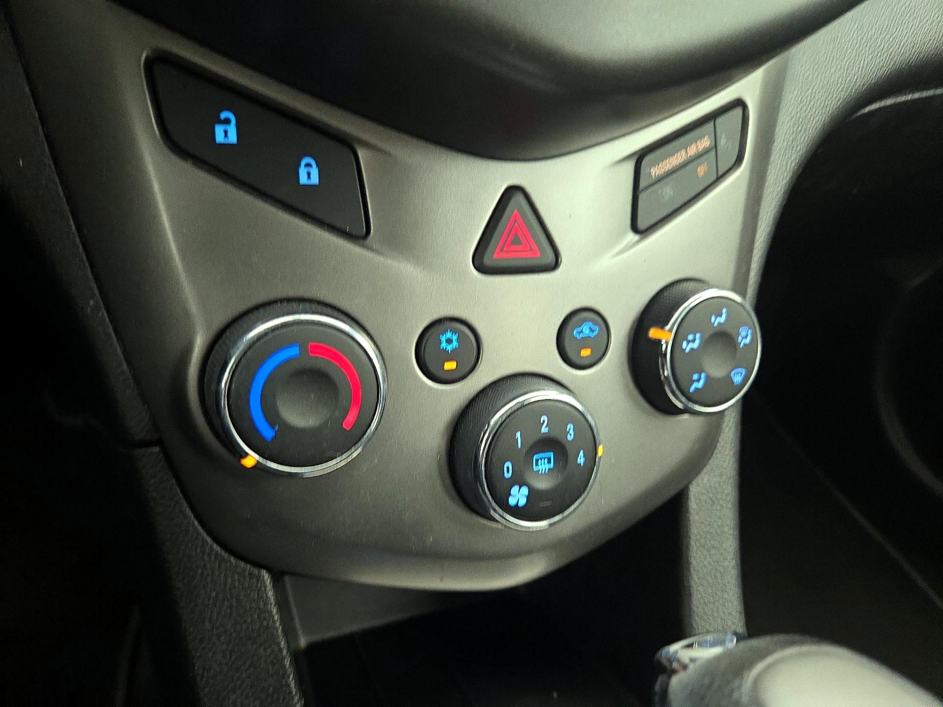 Thumbnail: 2016 Chevrolet Sonic - 16