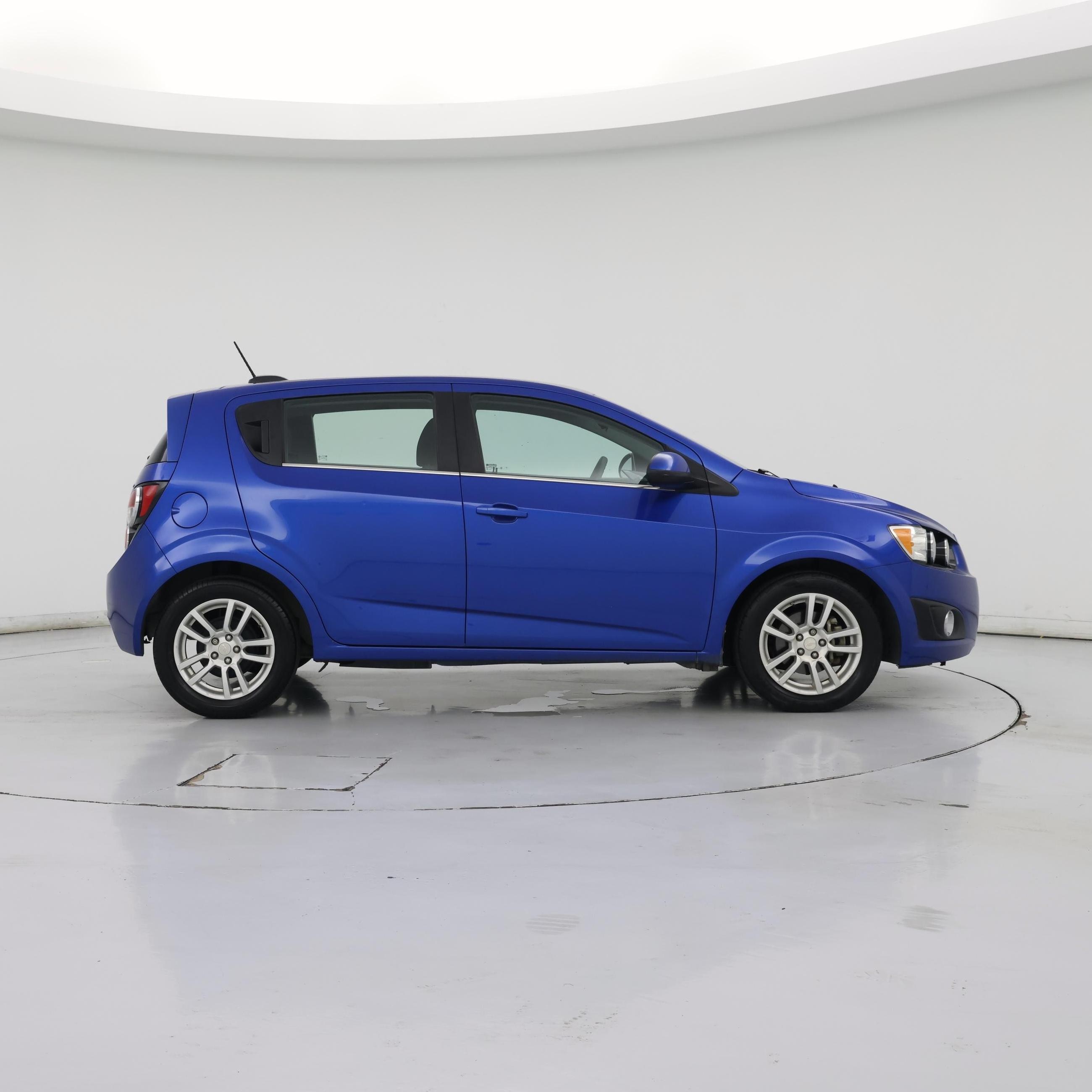 Thumbnail: 2016 Chevrolet Sonic - 7