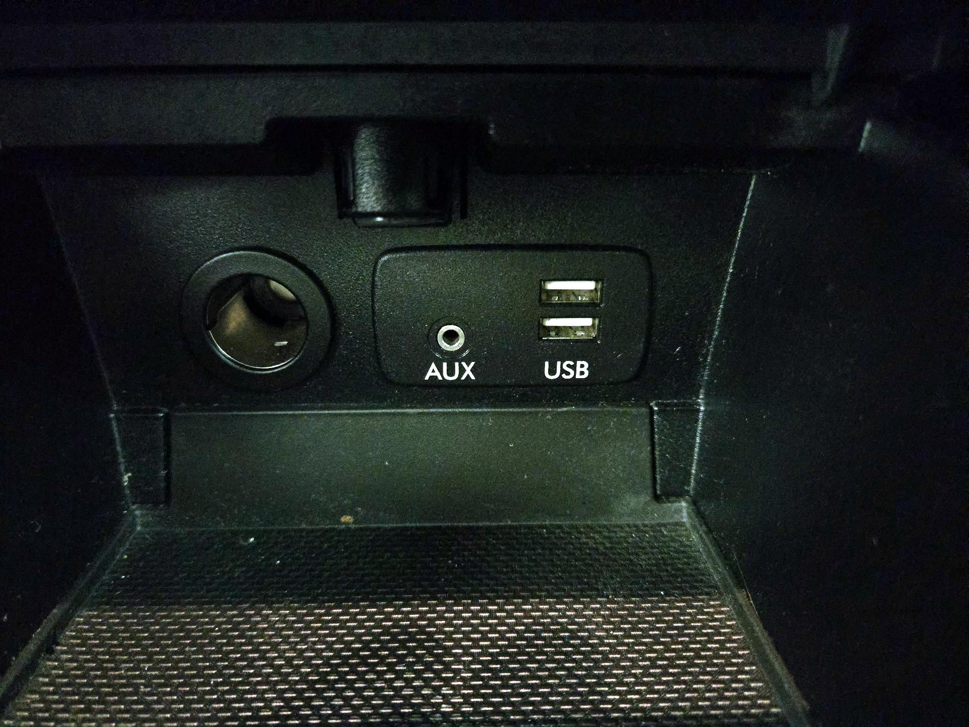 Thumbnail: 2015 Subaru Outback - 18