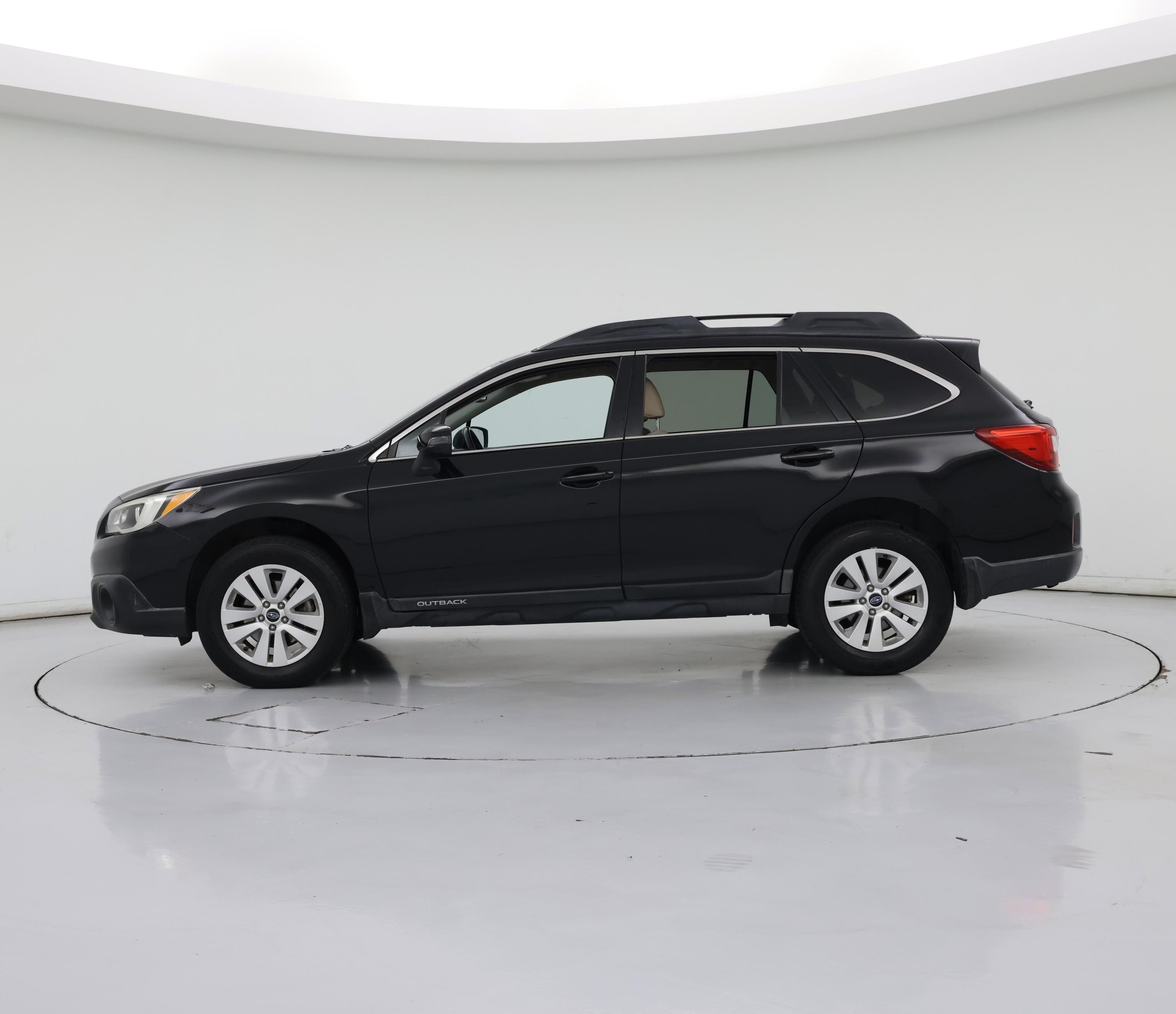 Thumbnail: 2015 Subaru Outback - 3