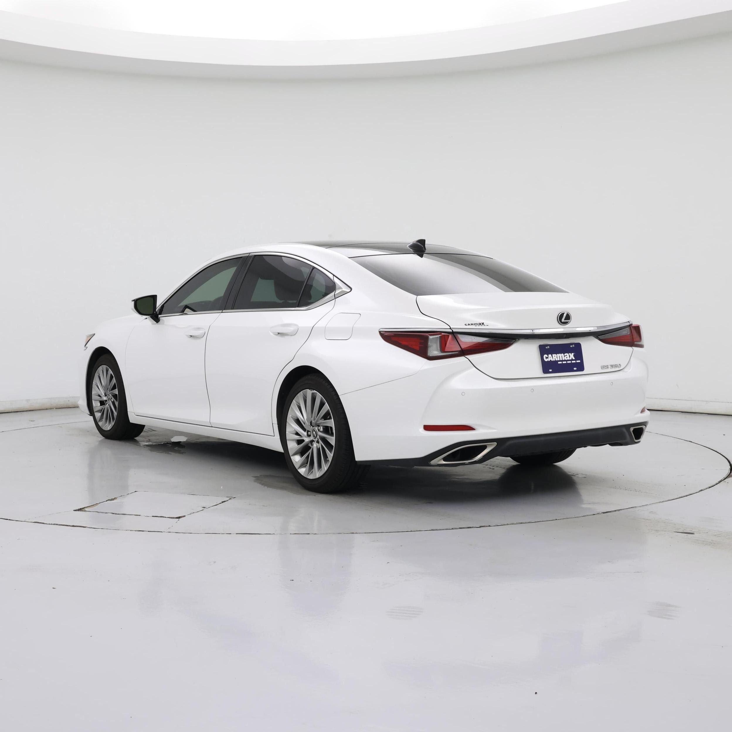 Thumbnail: 2020 Lexus ES - 2