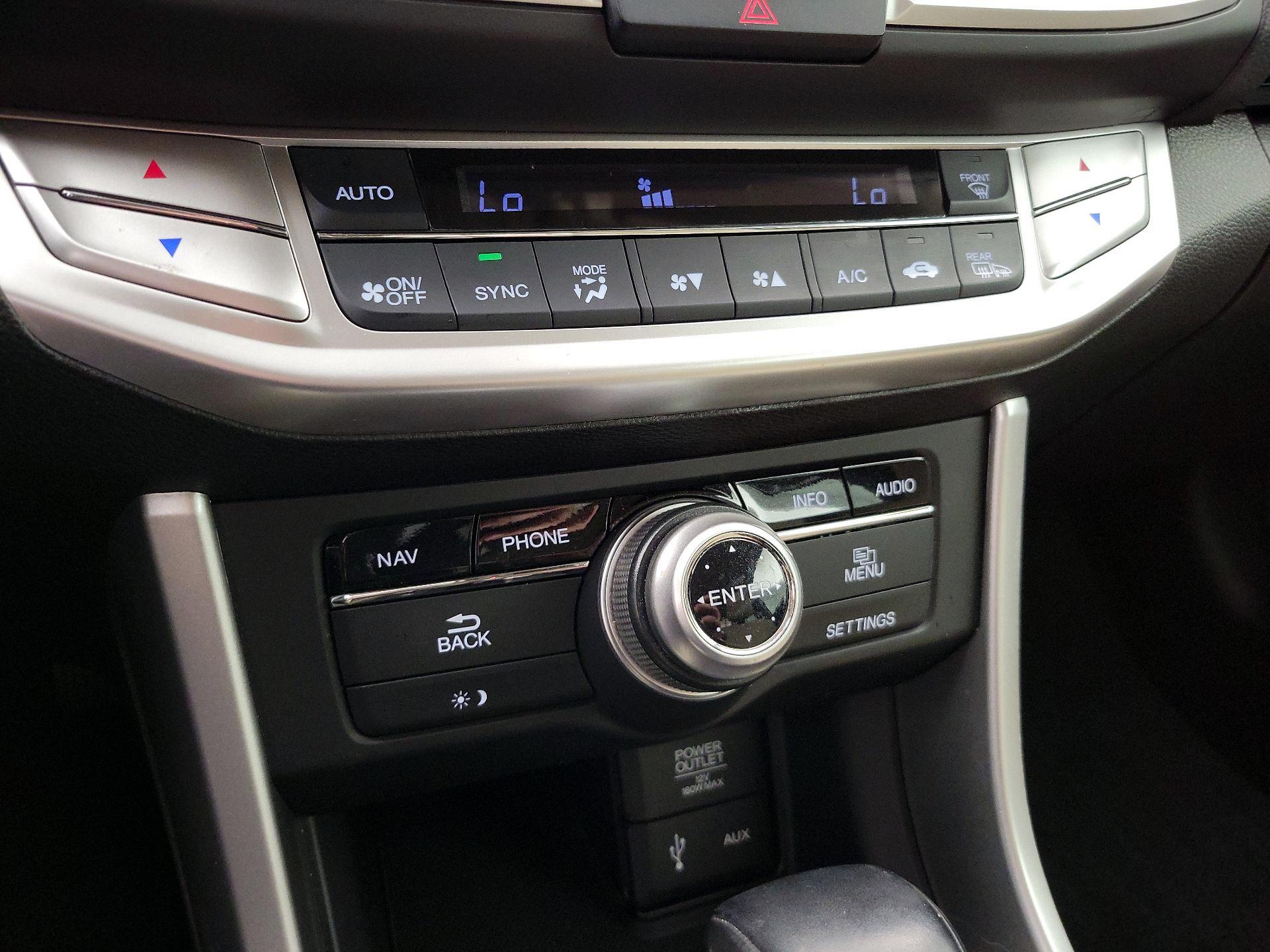 Thumbnail: 2015 Honda Accord - 17