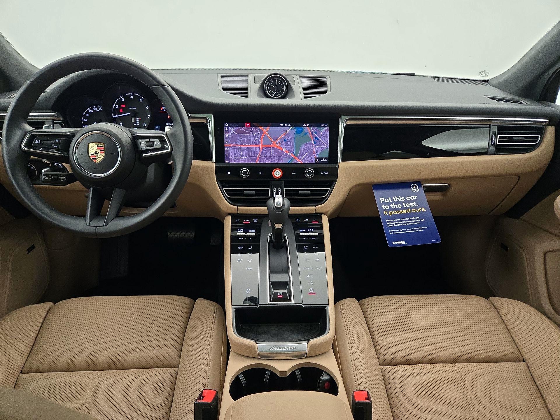 Thumbnail: 2025 Porsche Macan - 9