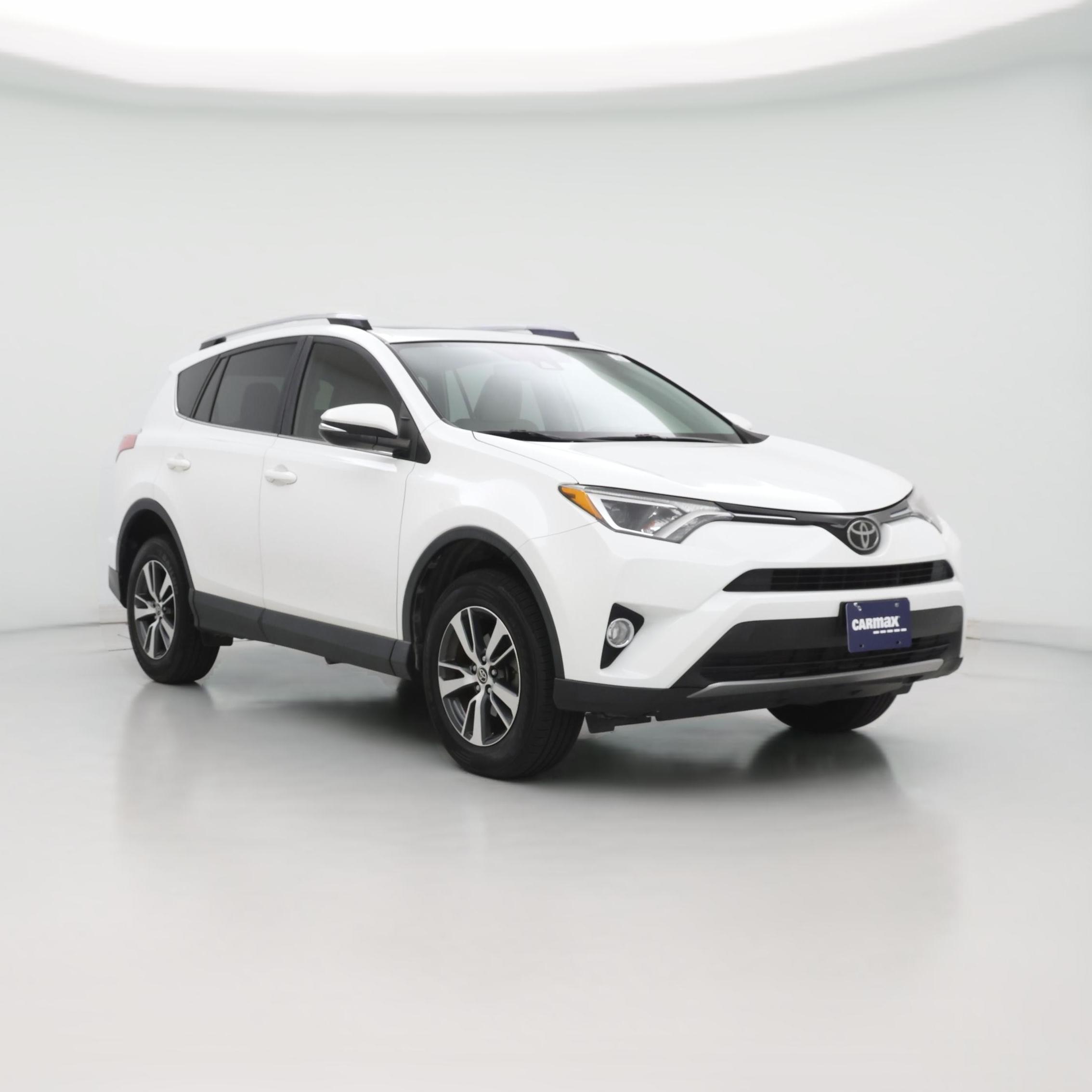 Thumbnail: 2017 Toyota RAV4 - 1