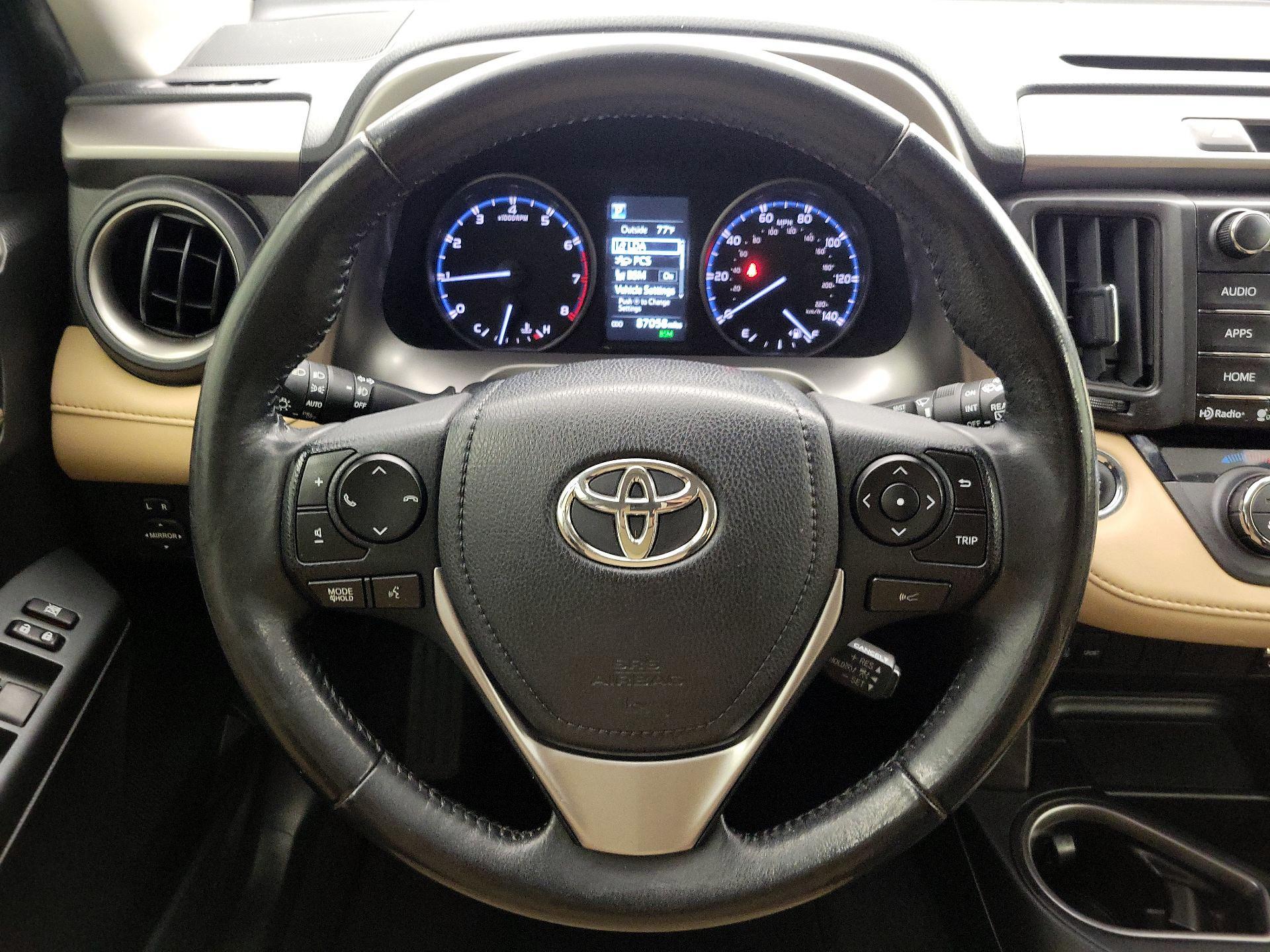 Thumbnail: 2017 Toyota RAV4 - 10