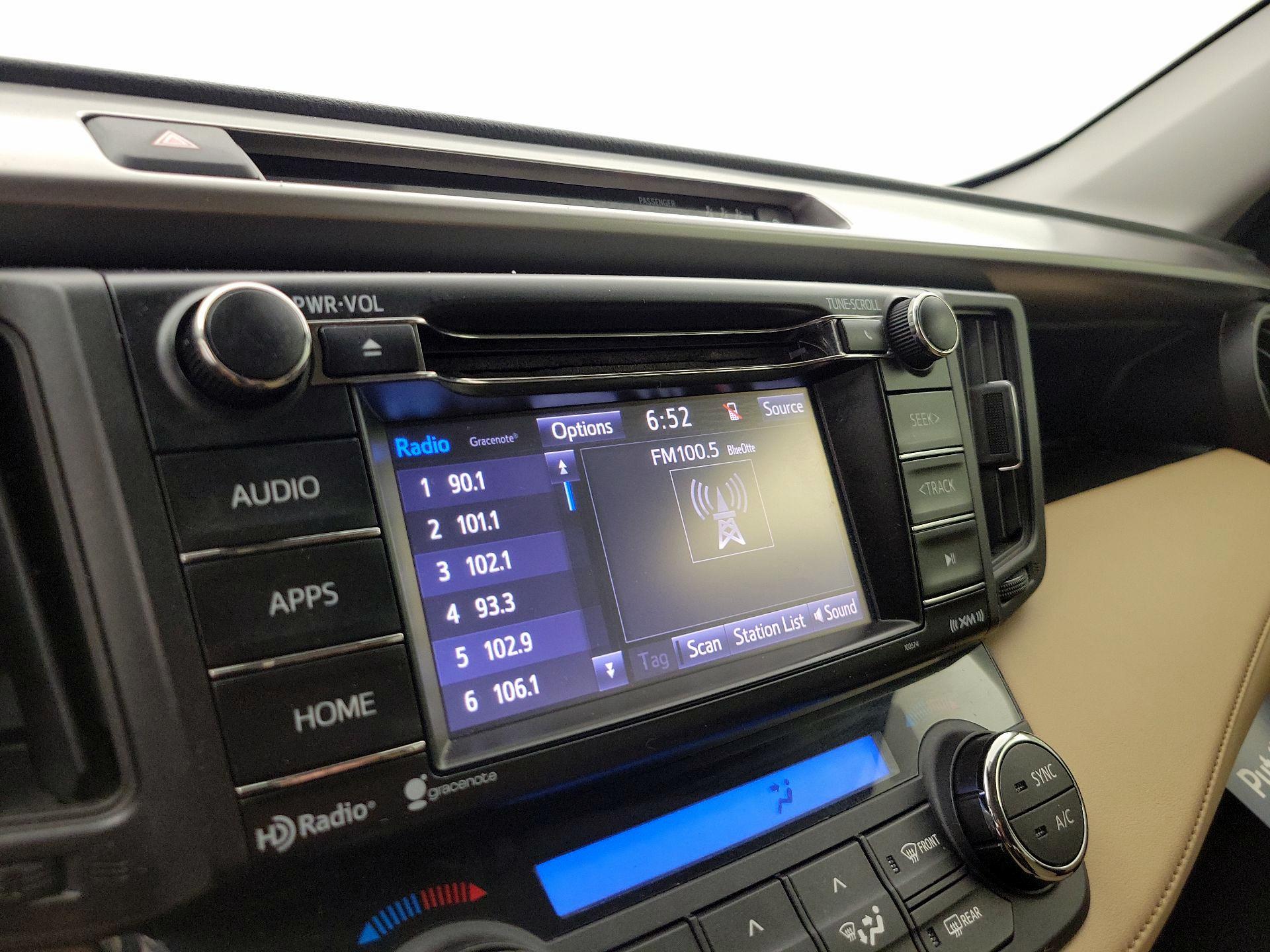 Thumbnail: 2017 Toyota RAV4 - 15