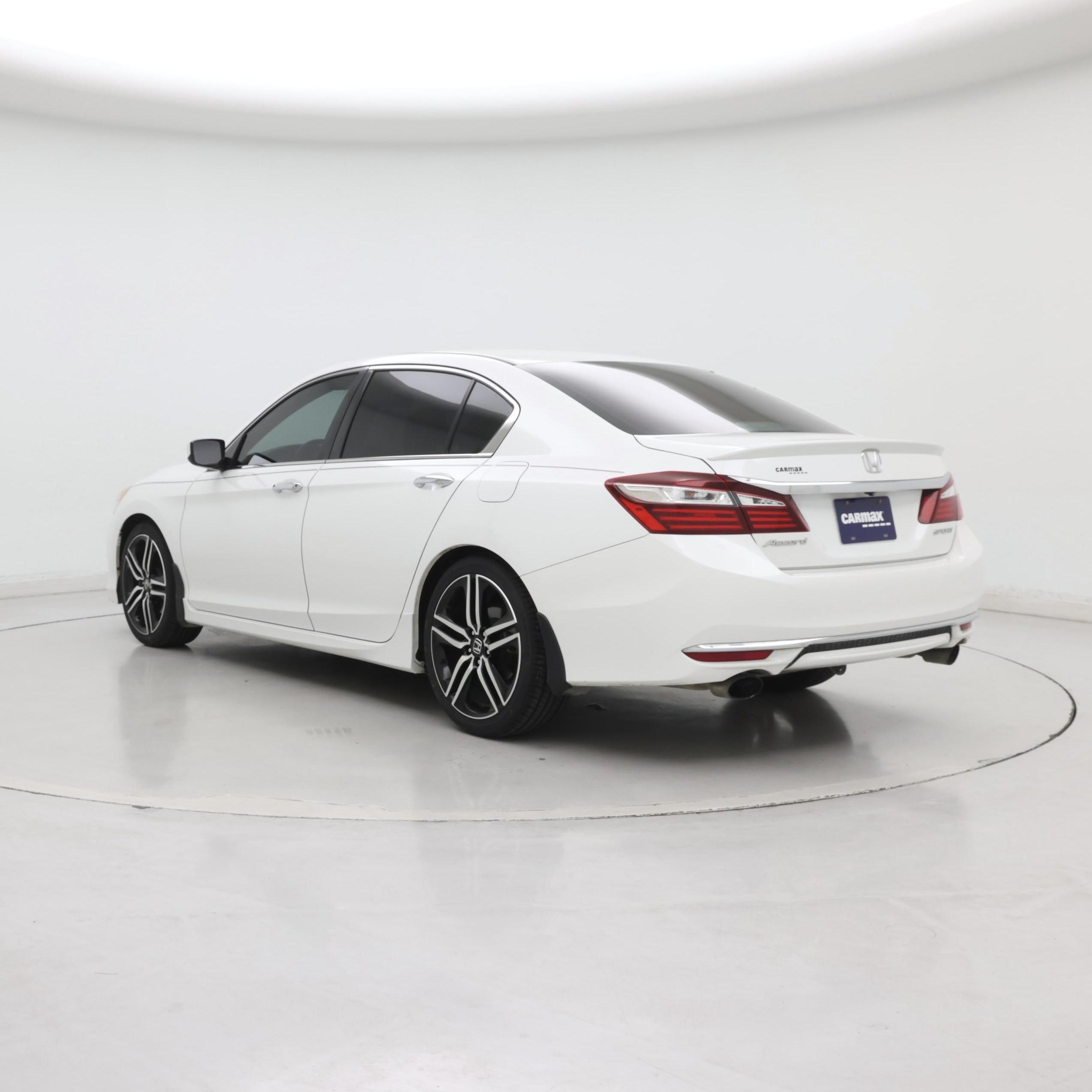 Thumbnail: 2016 Honda Accord - 2