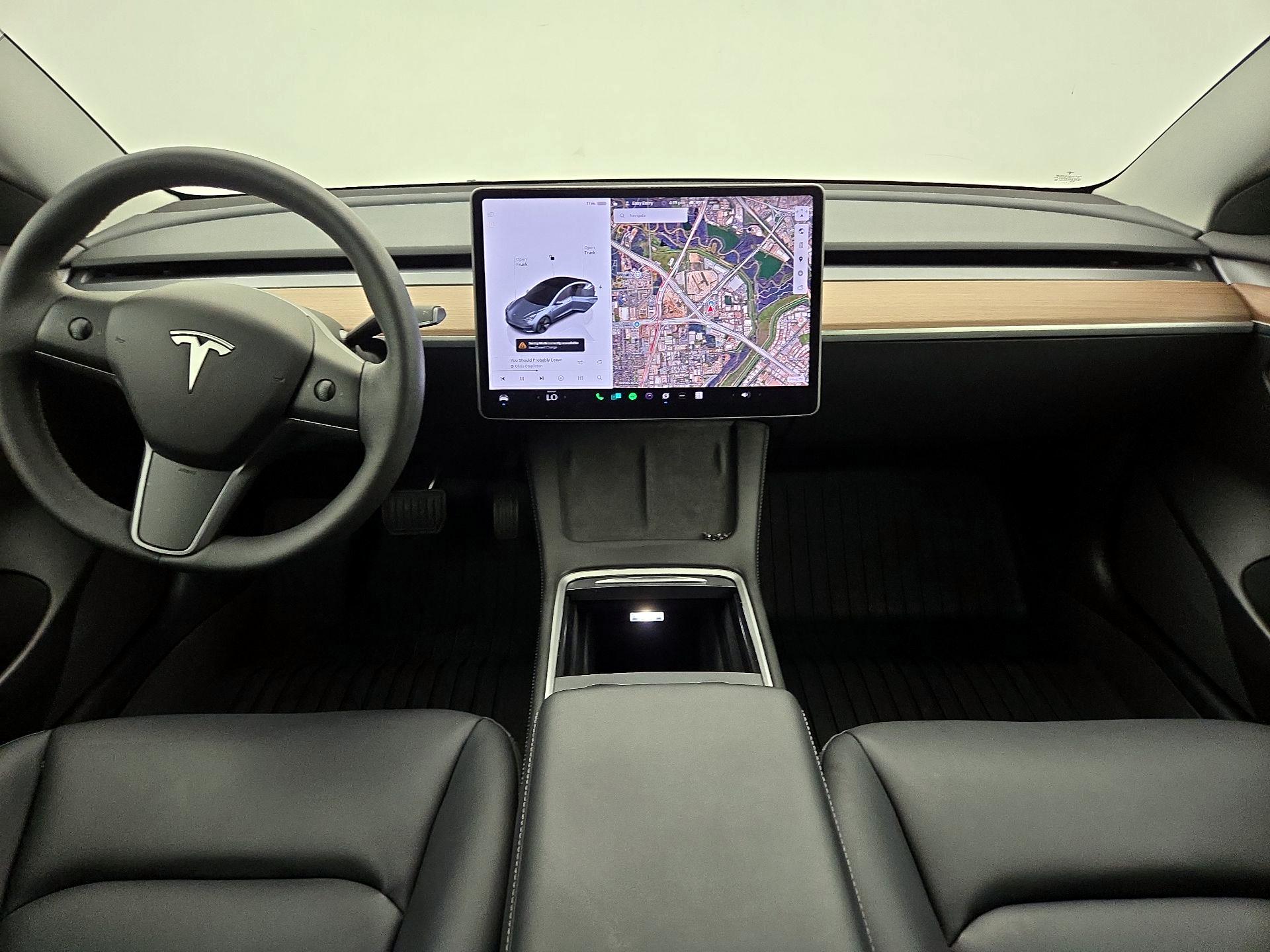 Thumbnail: 2023 Tesla Model 3 - 9