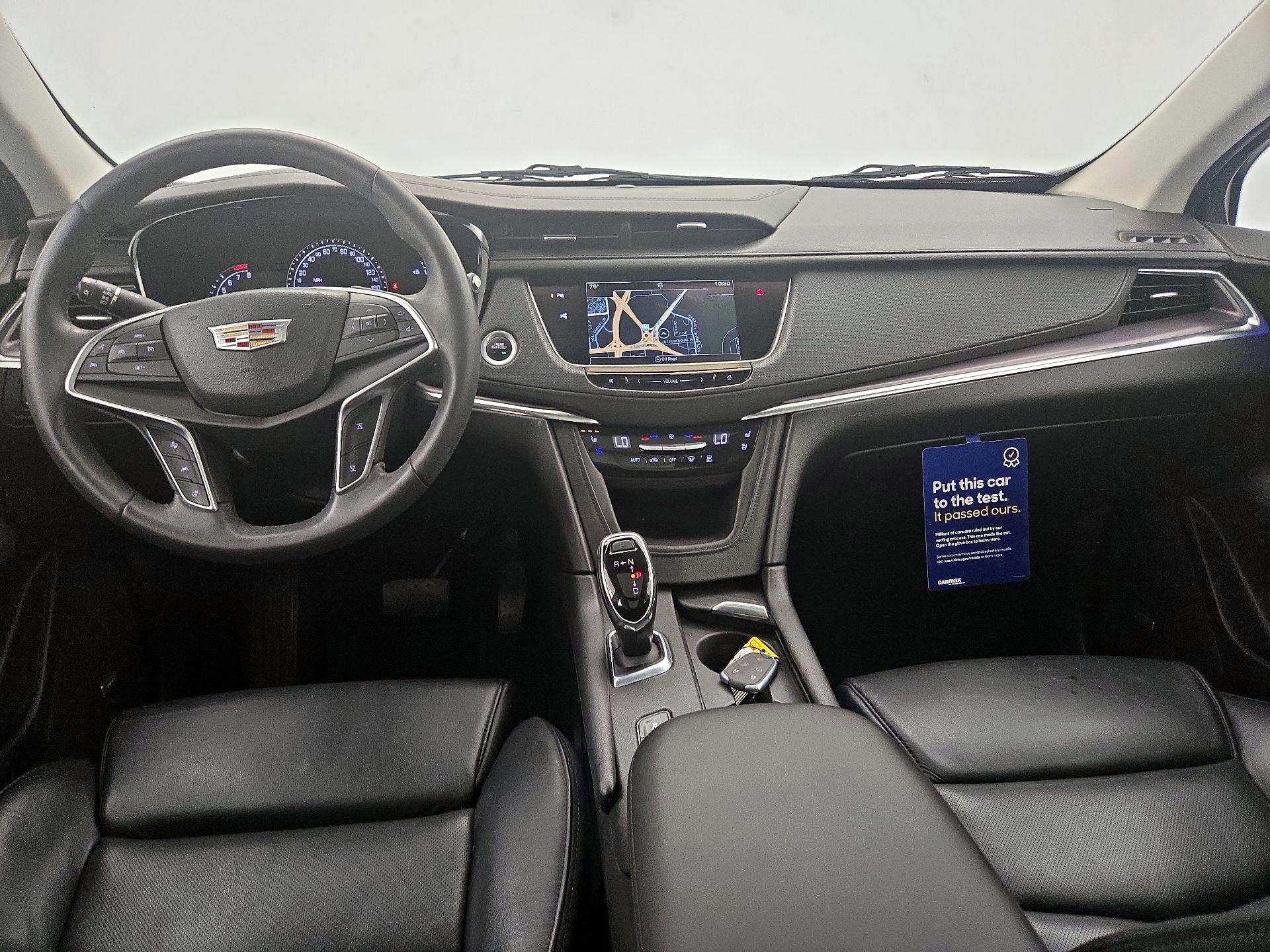 Thumbnail: 2017 Cadillac XT5 - 9
