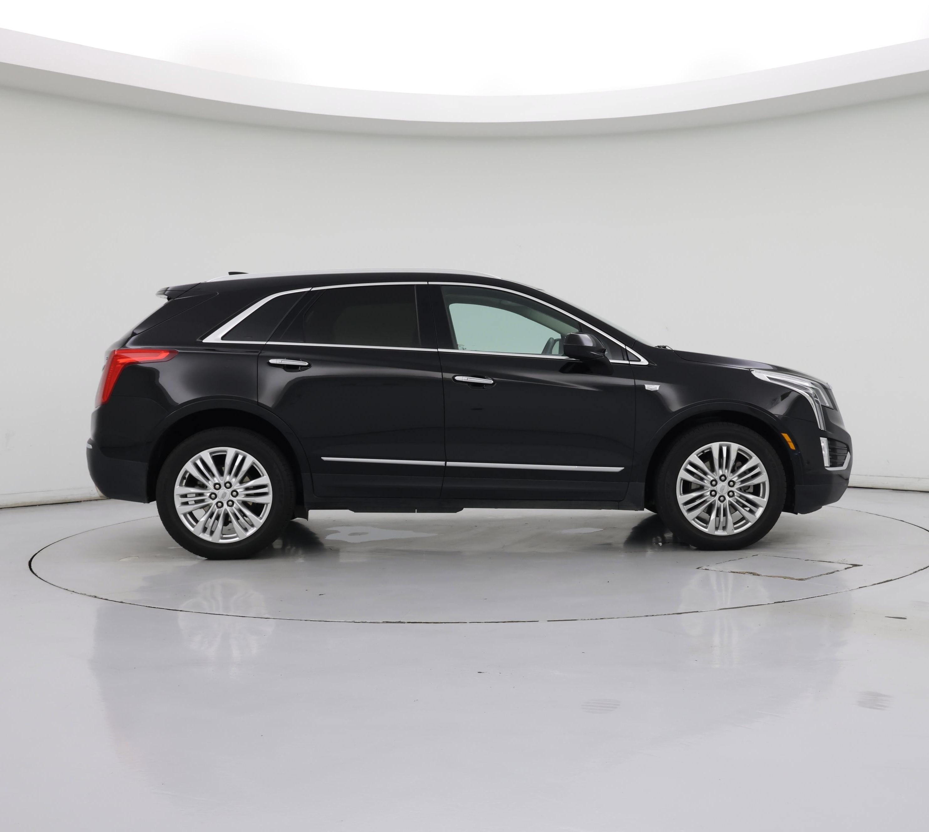 Thumbnail: 2017 Cadillac XT5 - 7
