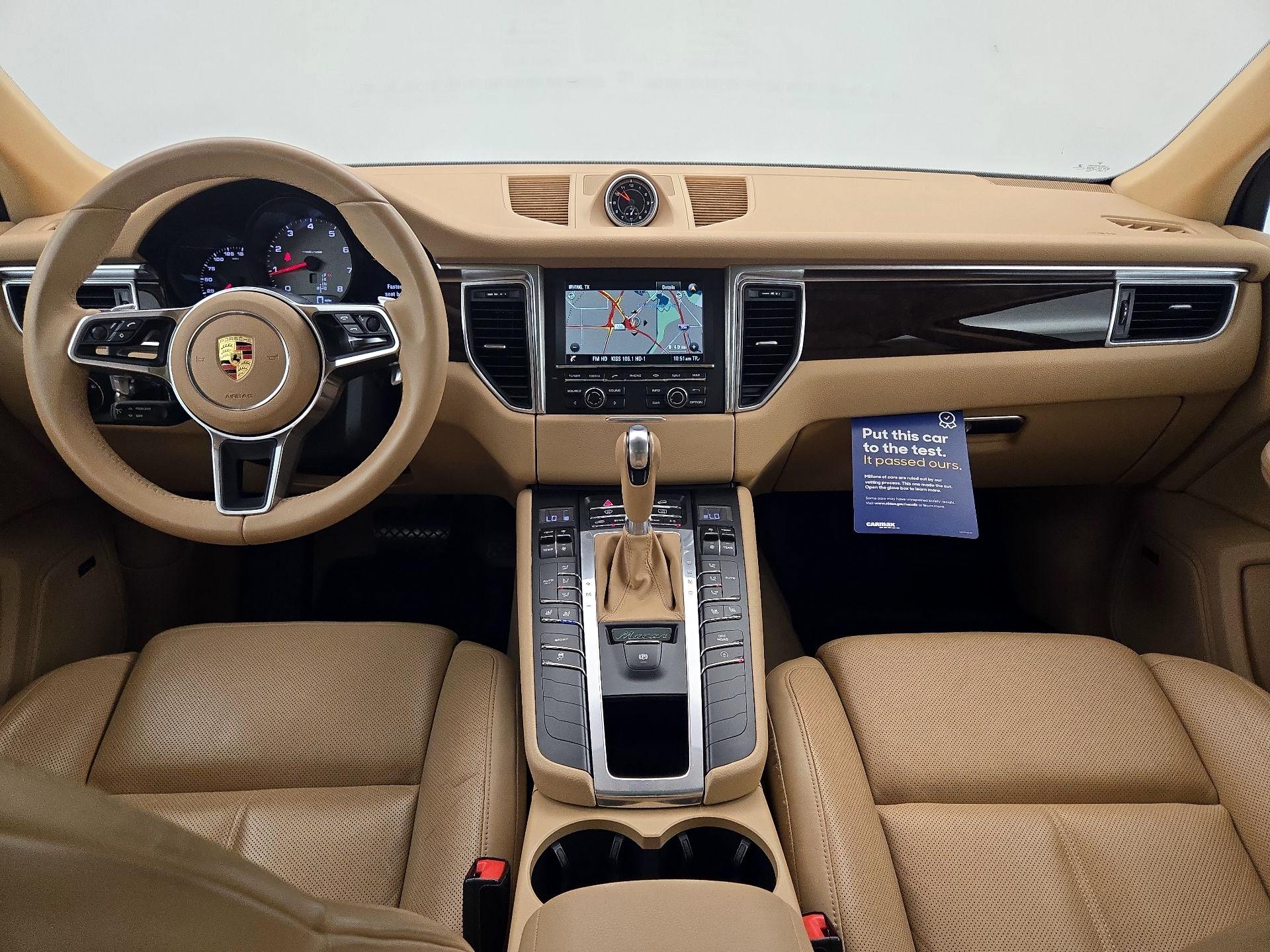 Thumbnail: 2016 Porsche Macan - 9