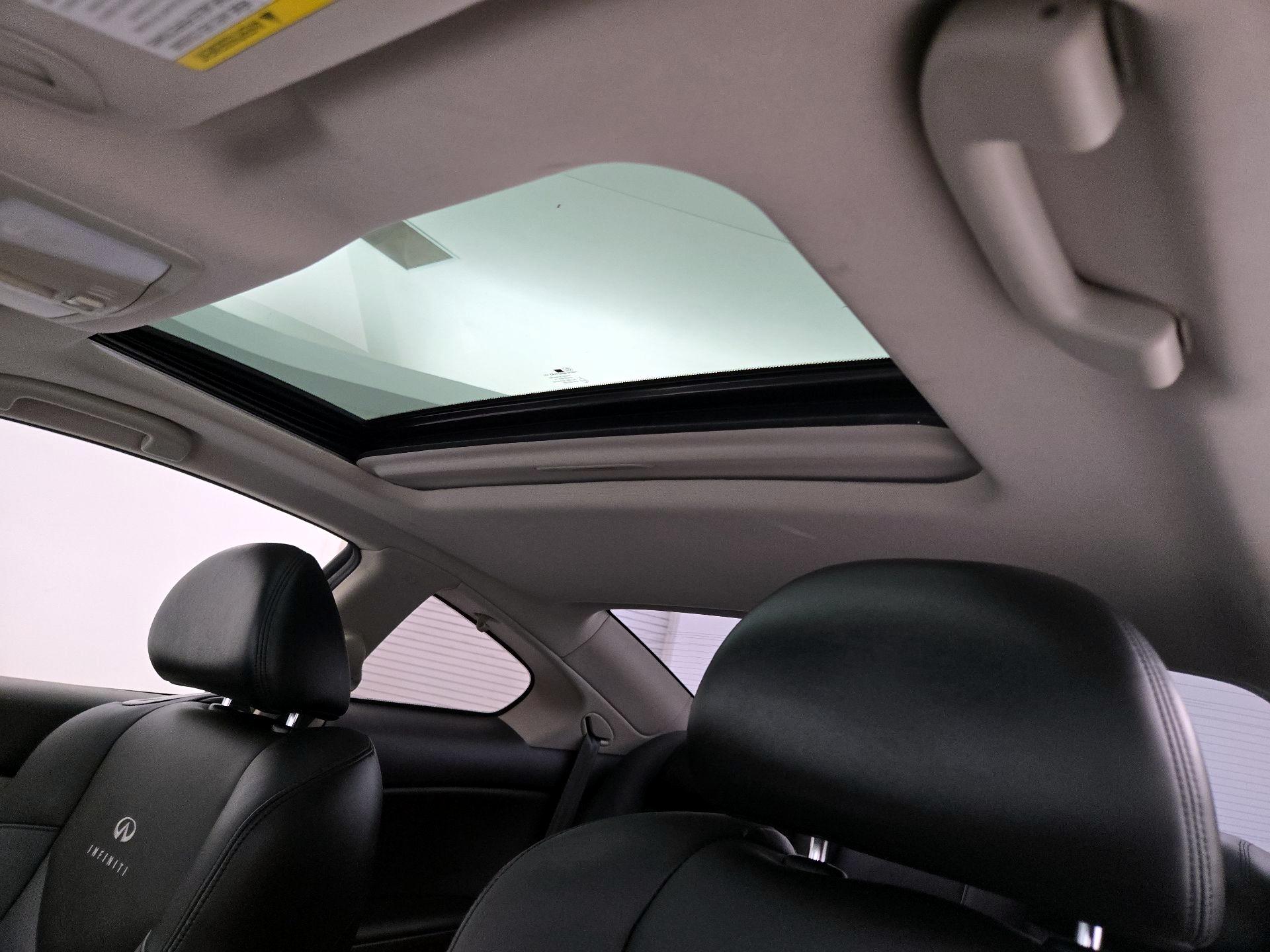 Thumbnail: 2014 INFINITI Q60 - 19