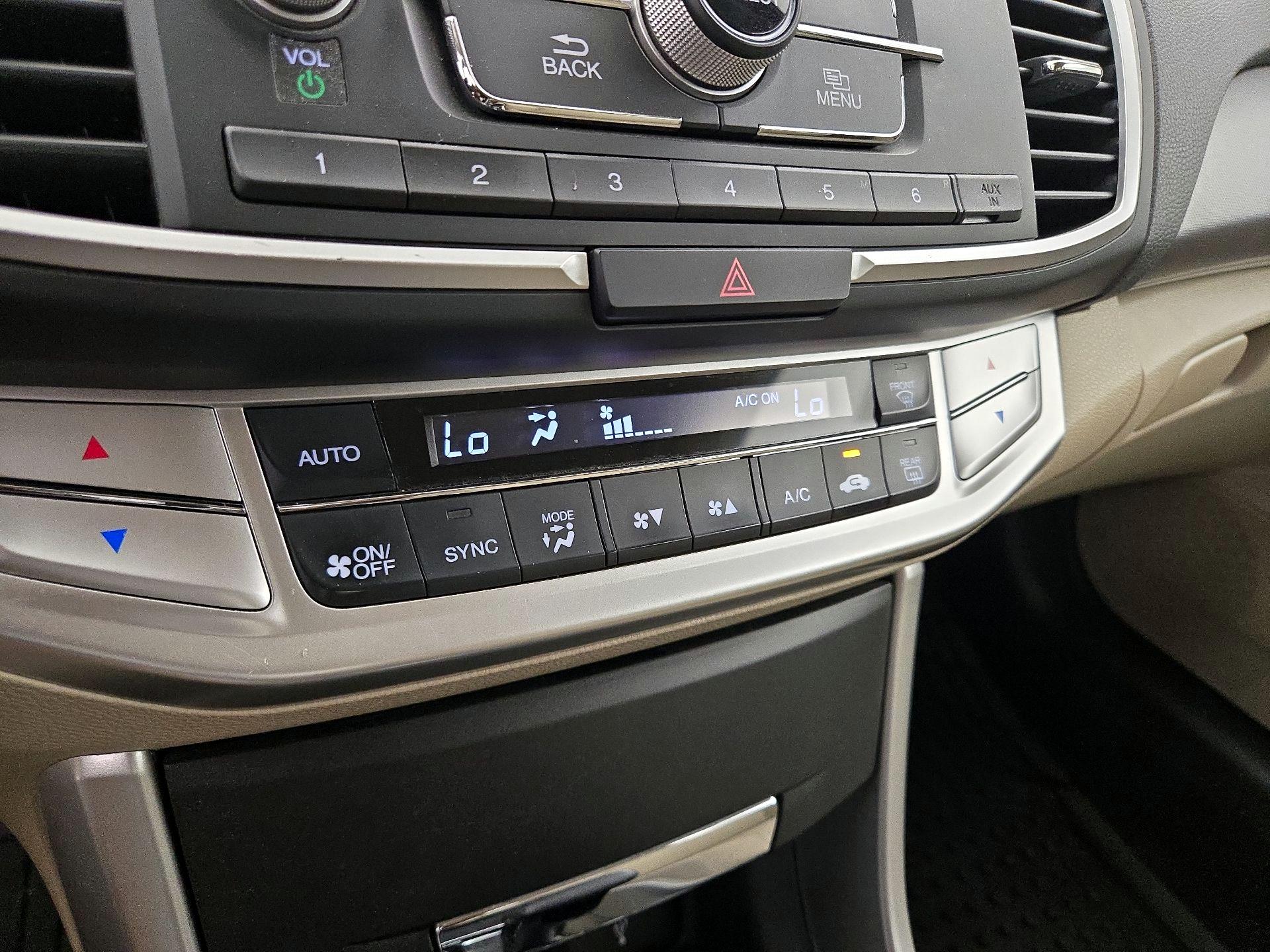Thumbnail: 2014 Honda Accord - 16