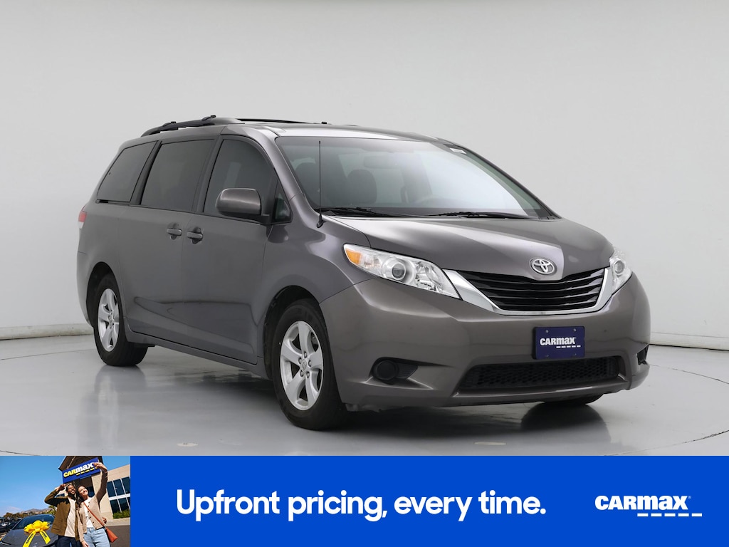 2014 Toyota Sienna LE