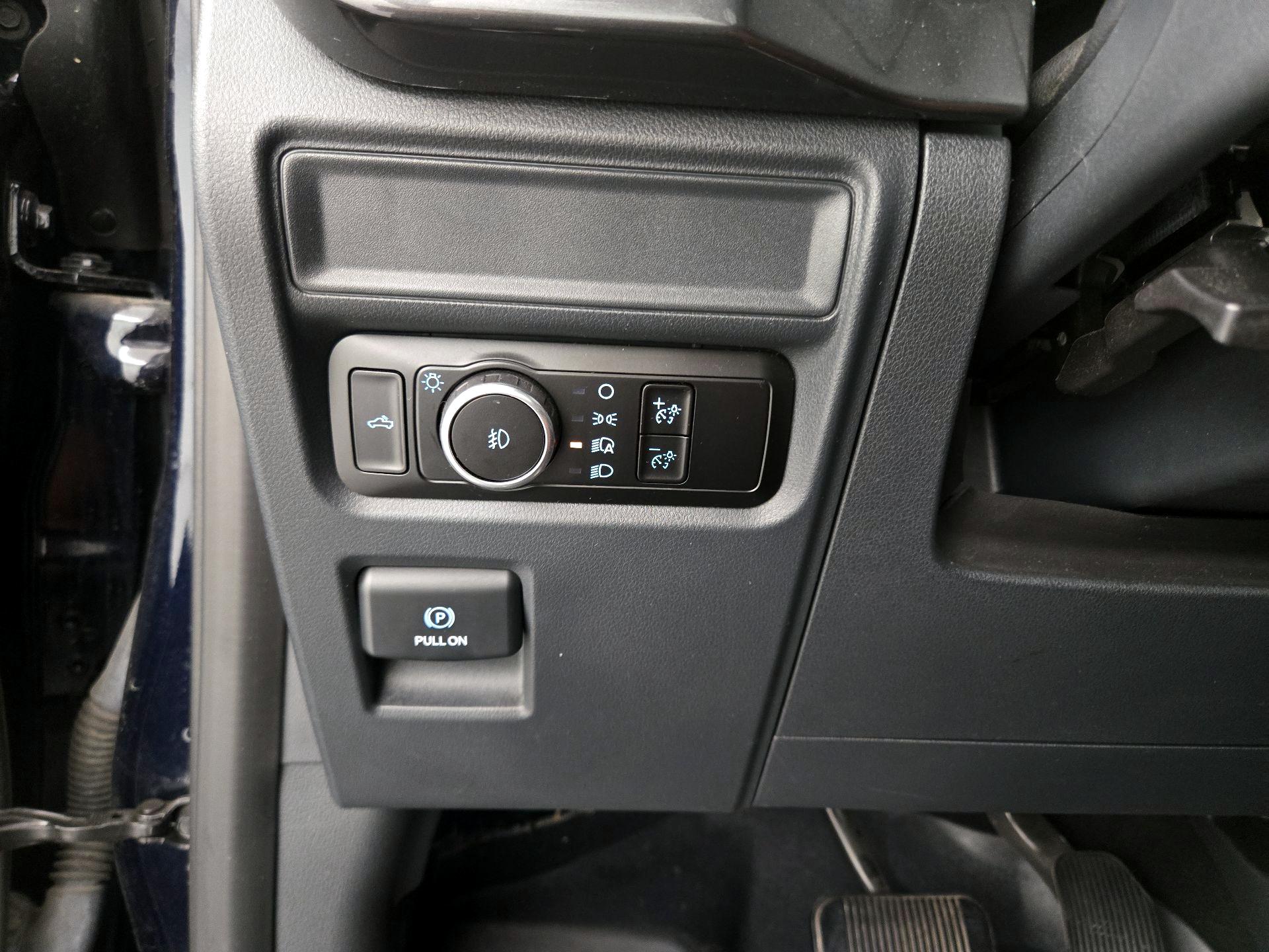 Thumbnail: 2023 Ford F-150 - 13