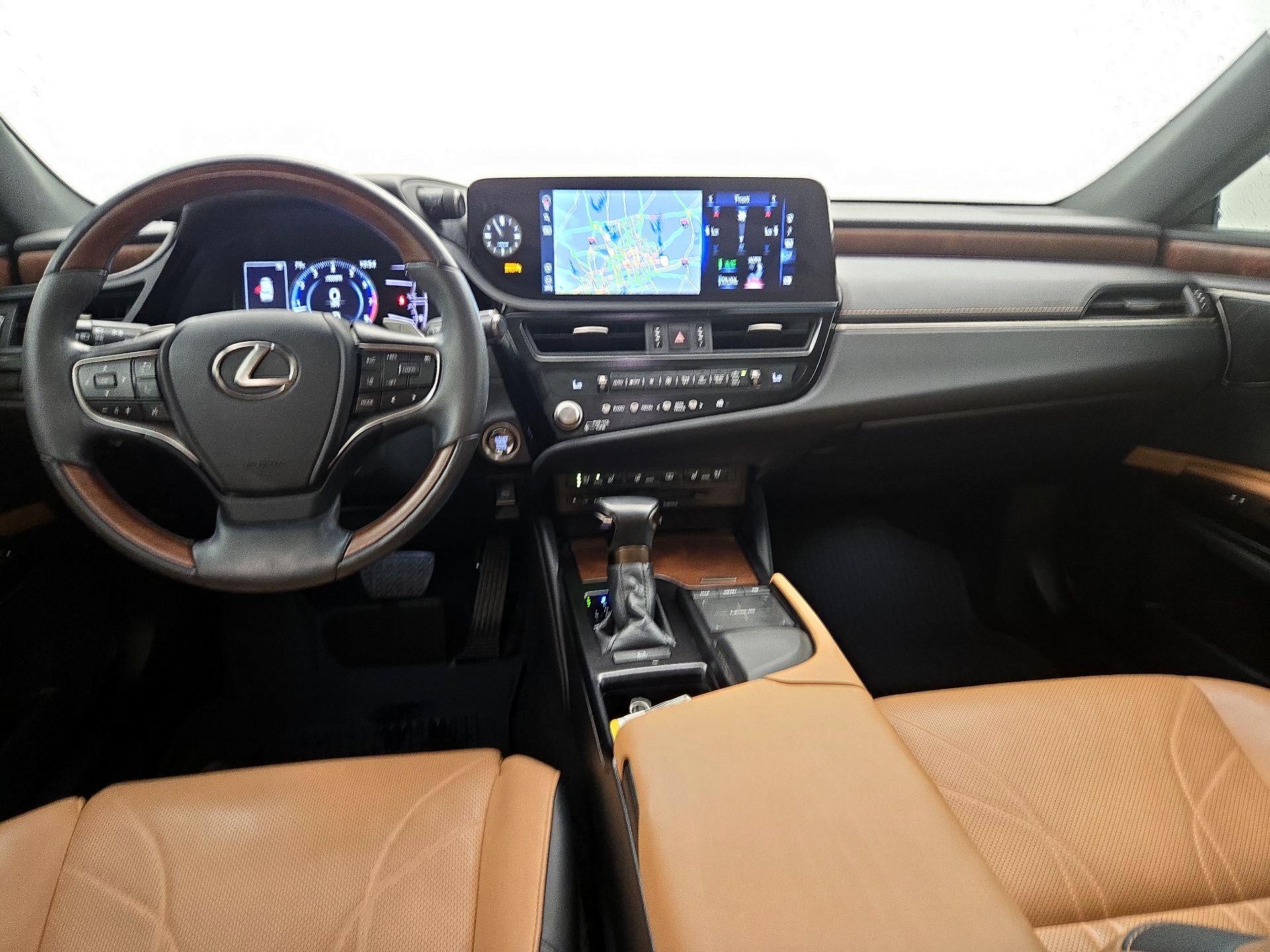 Thumbnail: 2022 Lexus ES - 9