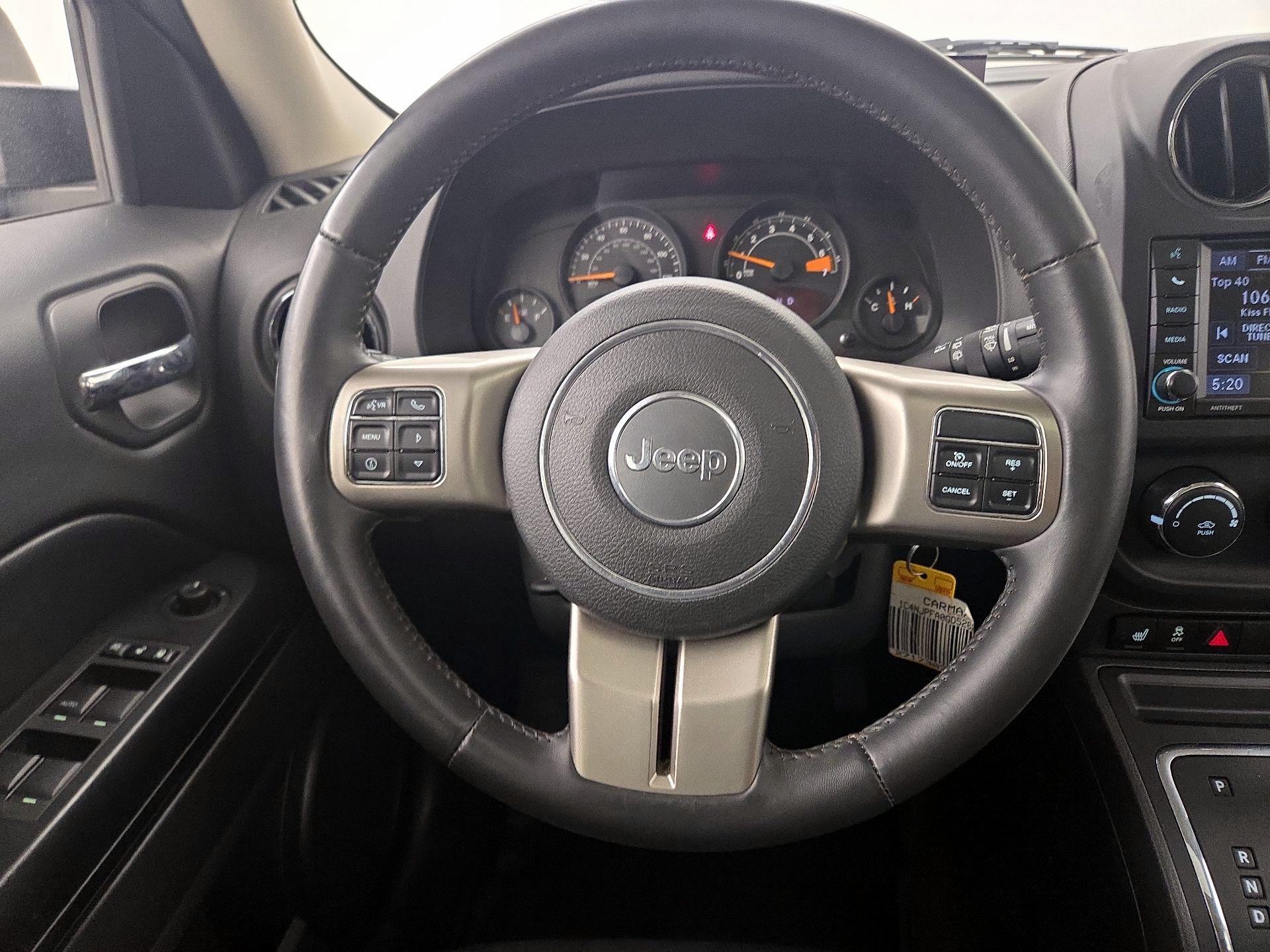 Thumbnail: 2016 Jeep Patriot - 10