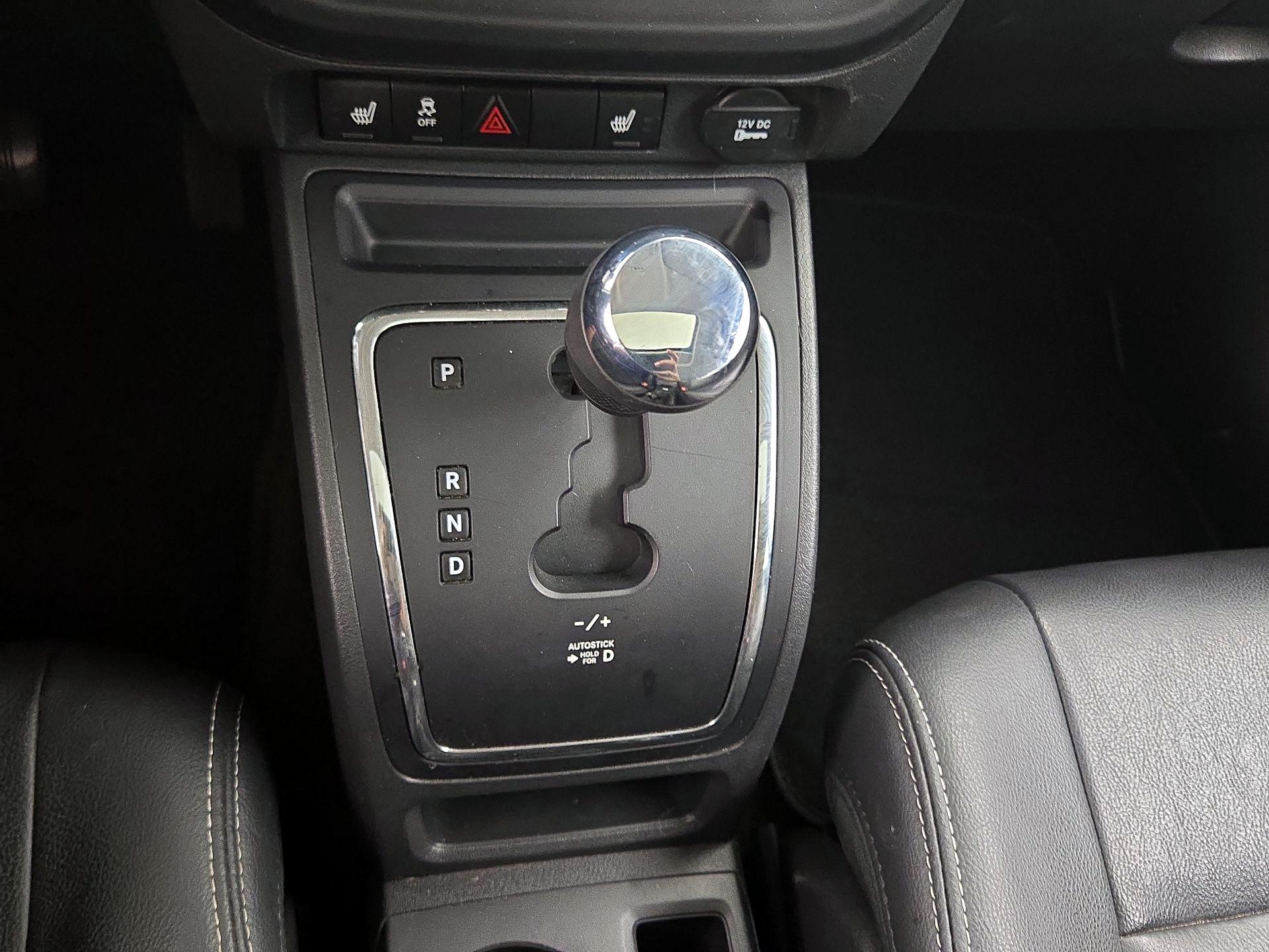 Thumbnail: 2016 Jeep Patriot - 16