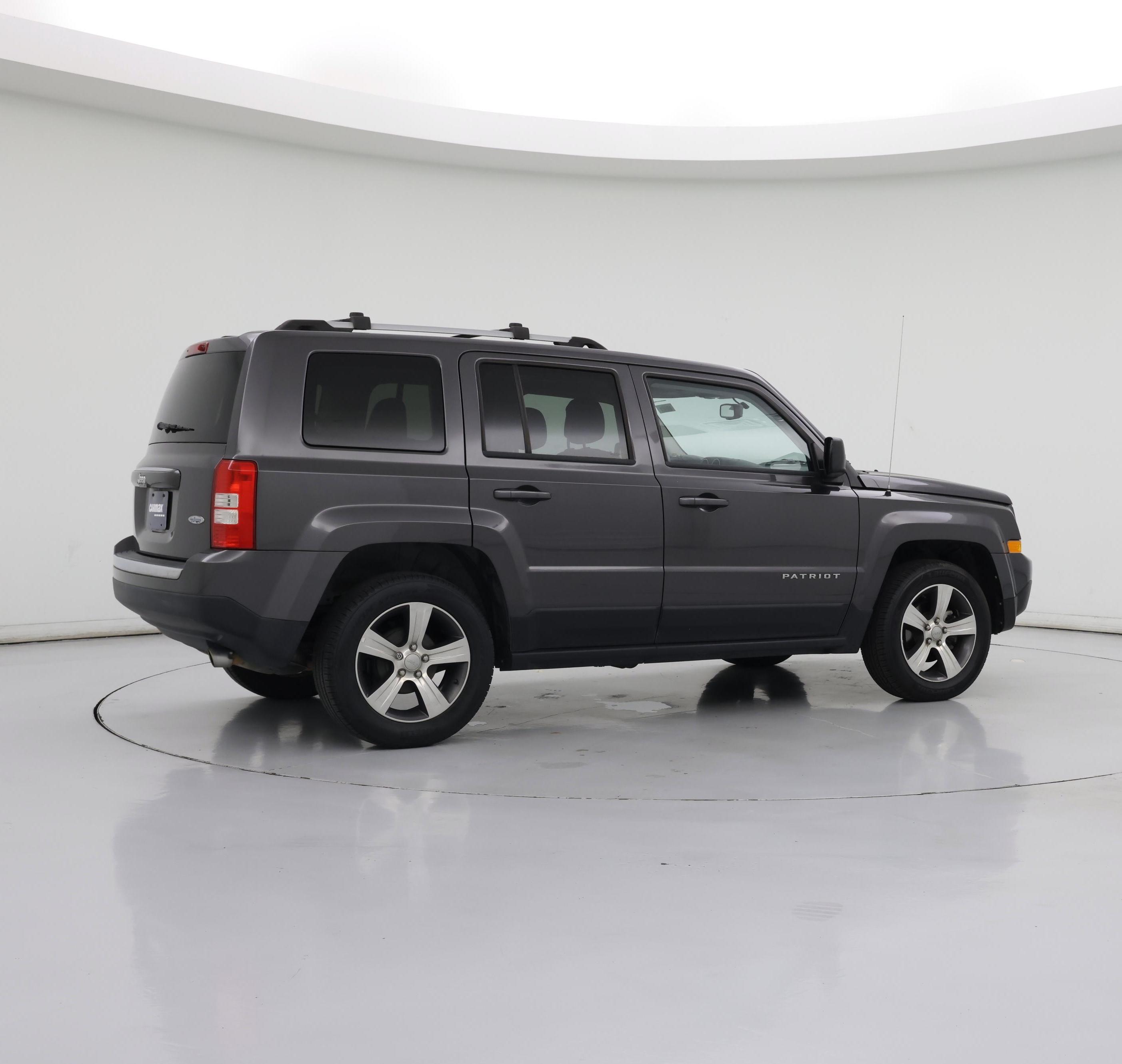 Thumbnail: 2016 Jeep Patriot - 8