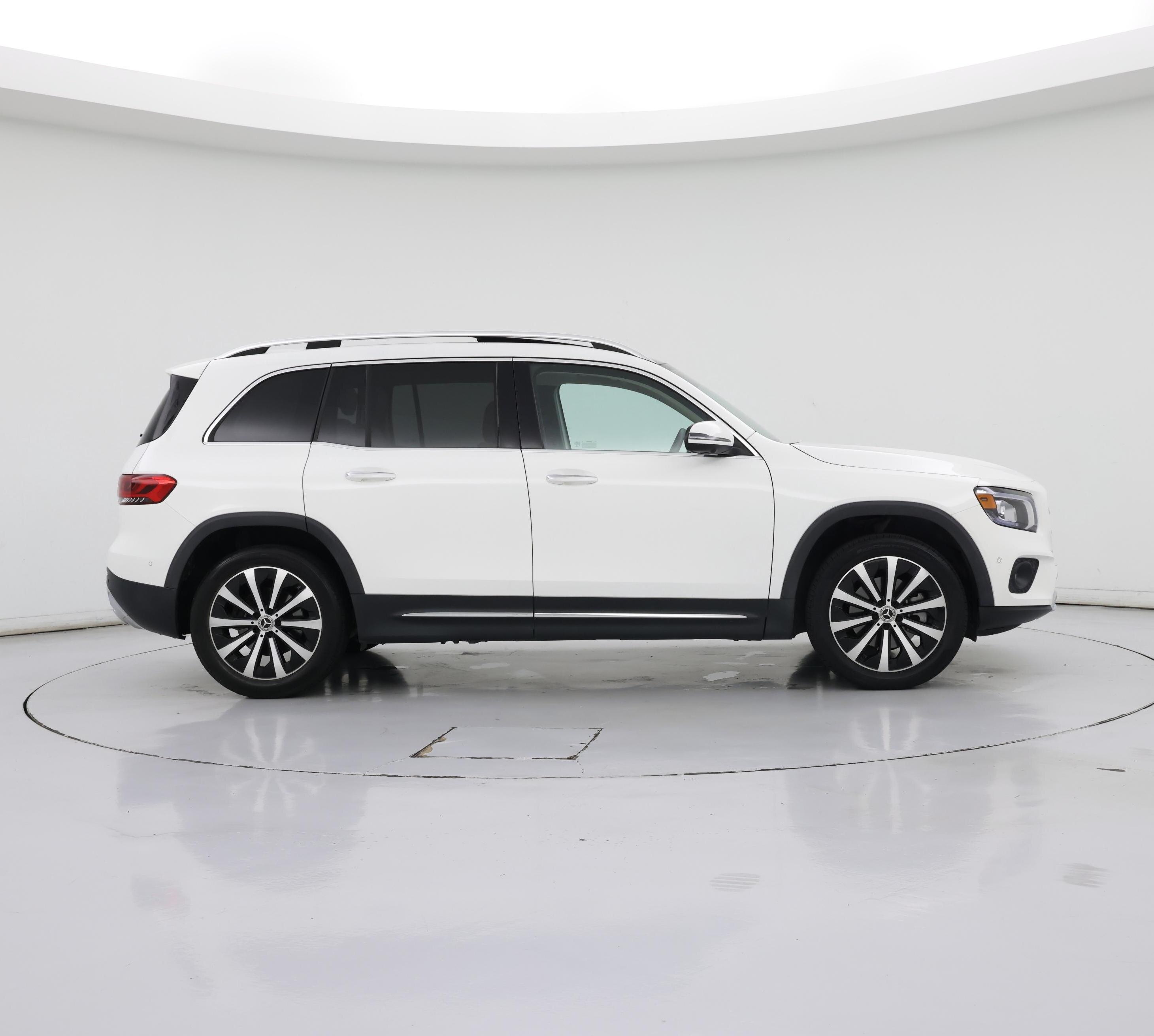 Thumbnail: 2022 Mercedes-Benz GLB - 7