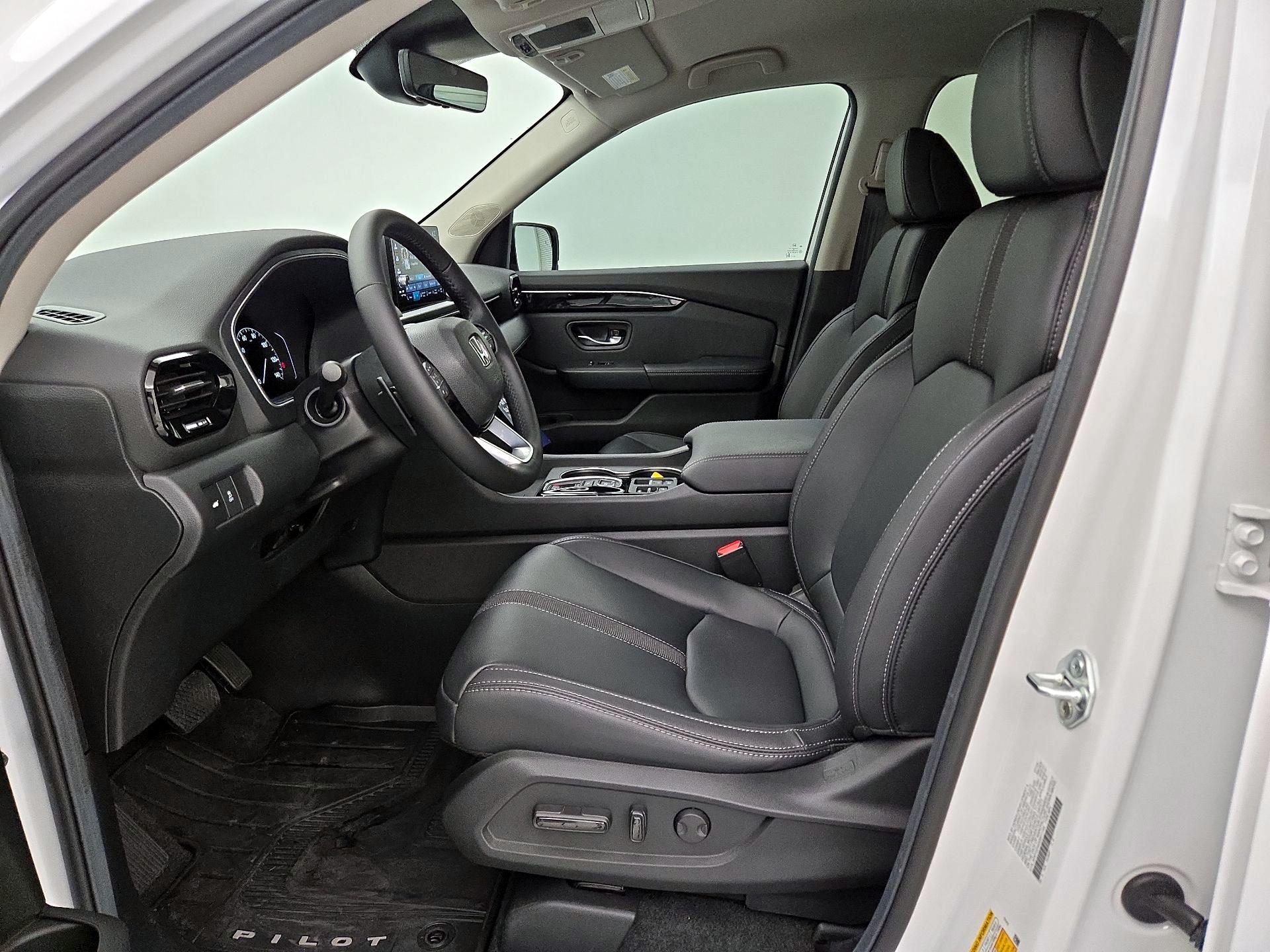 Thumbnail: 2025 Honda Pilot - 11