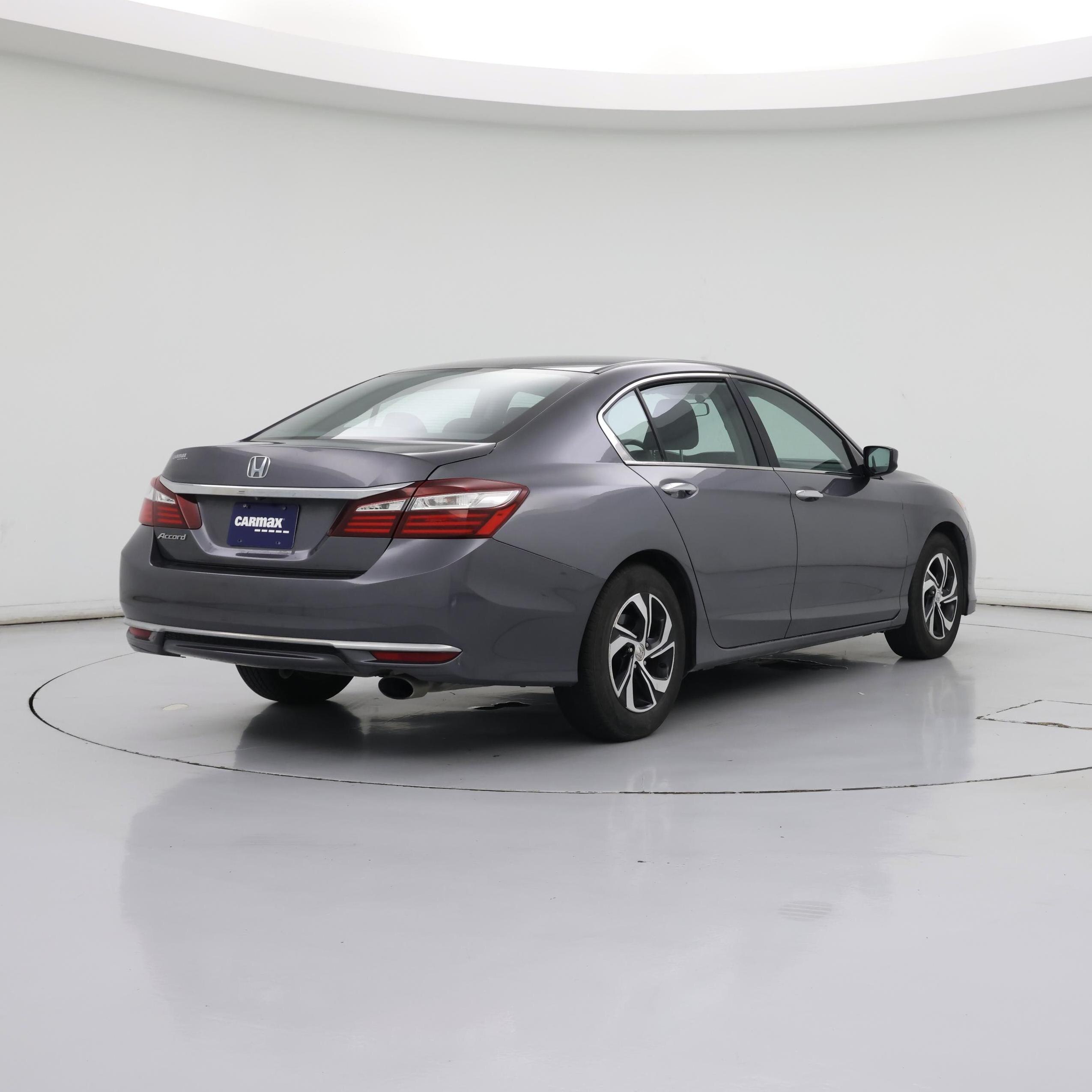Thumbnail: 2017 Honda Accord - 8