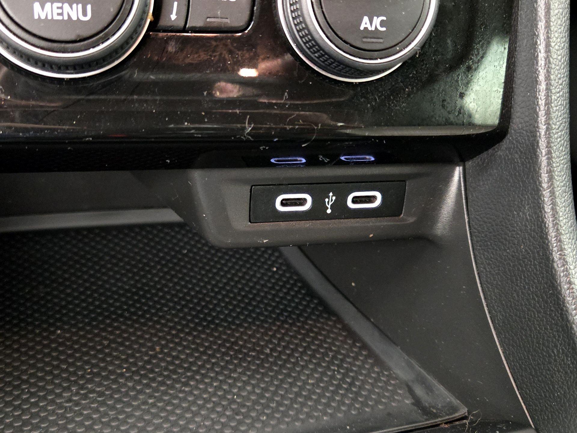 Thumbnail: 2021 Volkswagen Jetta - 18