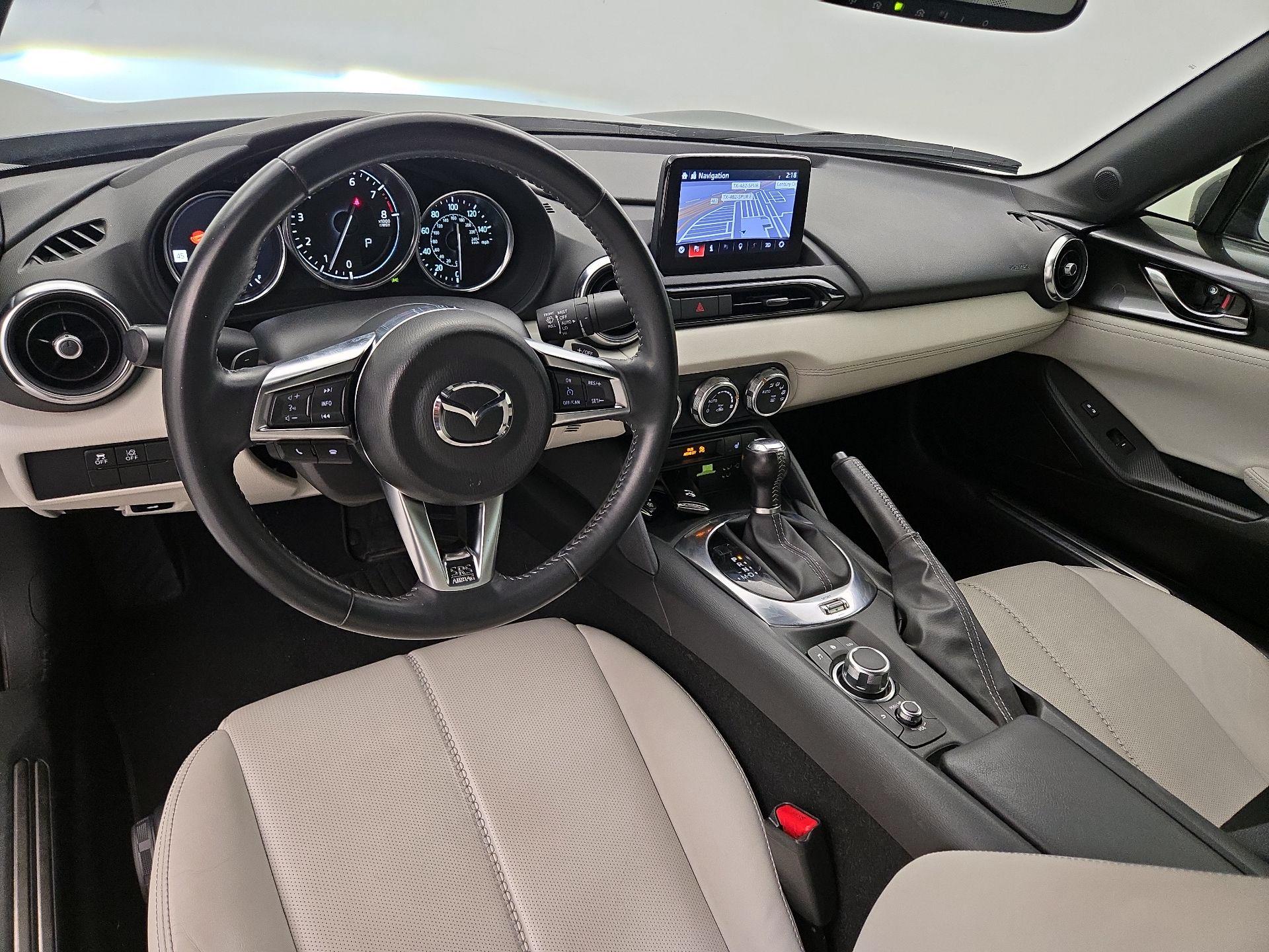 Thumbnail: 2021 Mazda MX-5 Miata - 9