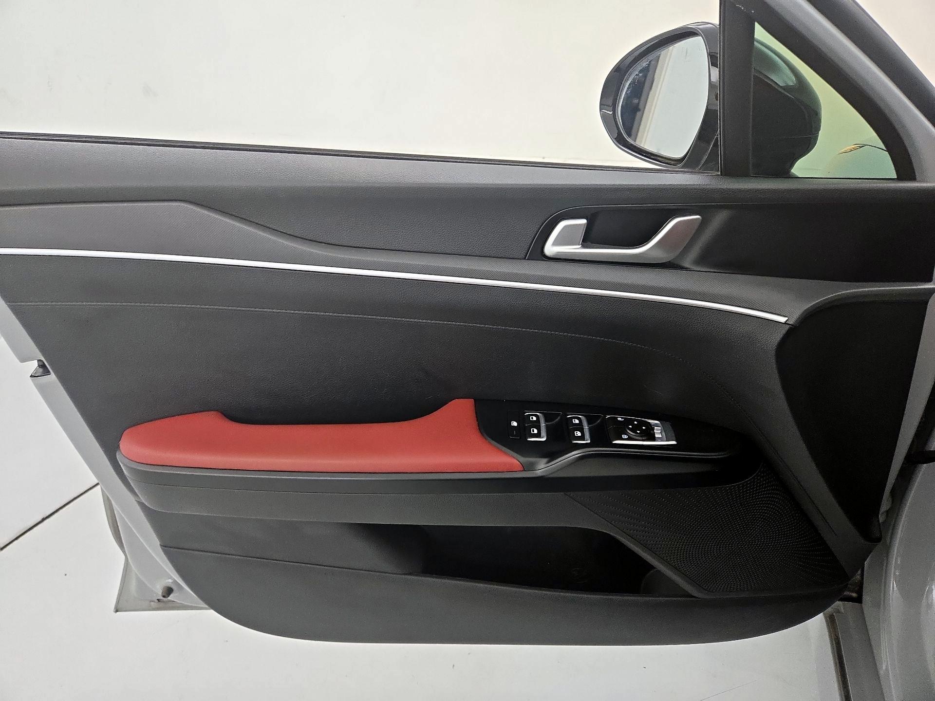 Thumbnail: 2021 Kia K5 - 12