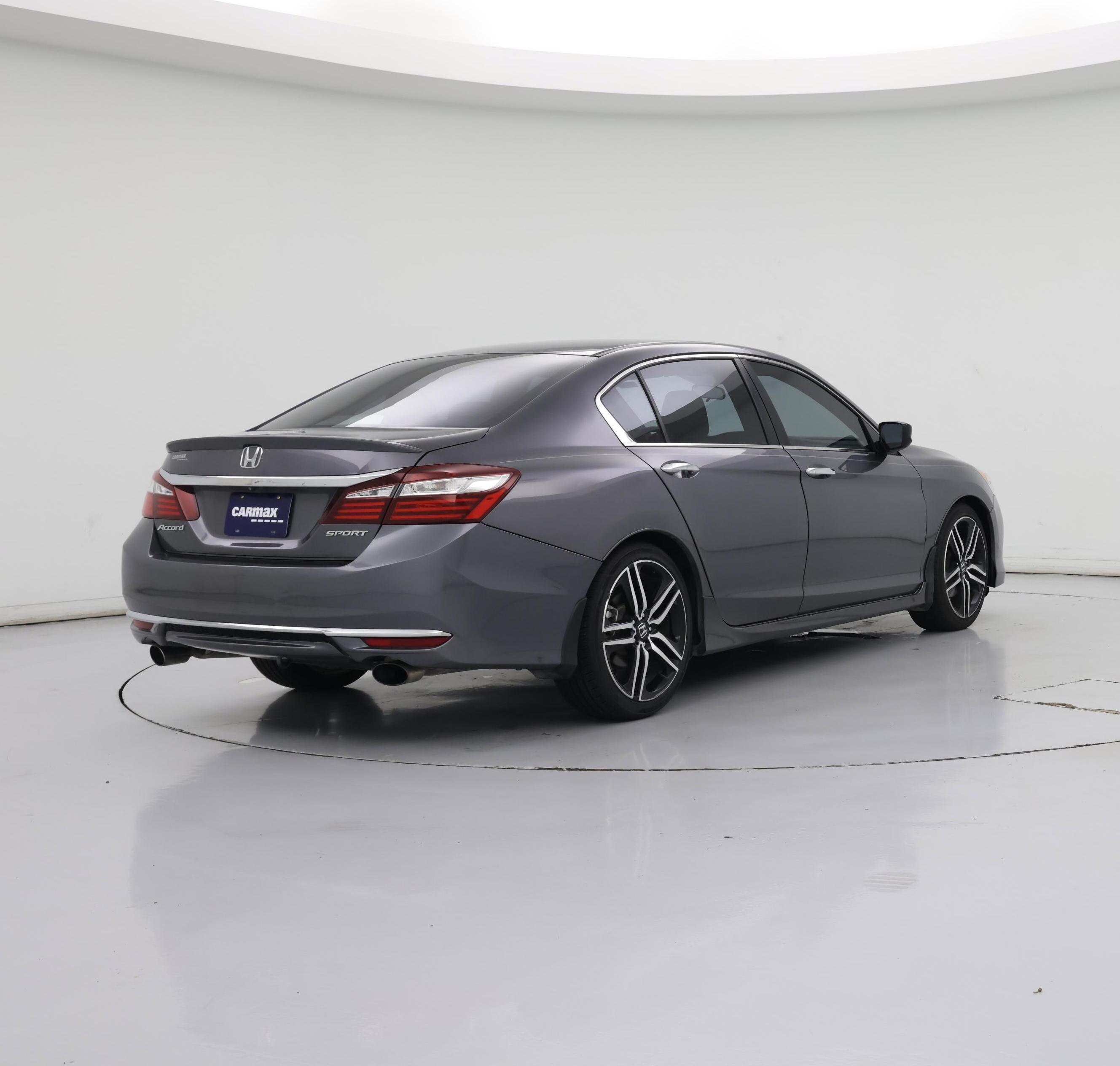 Thumbnail: 2016 Honda Accord - 8
