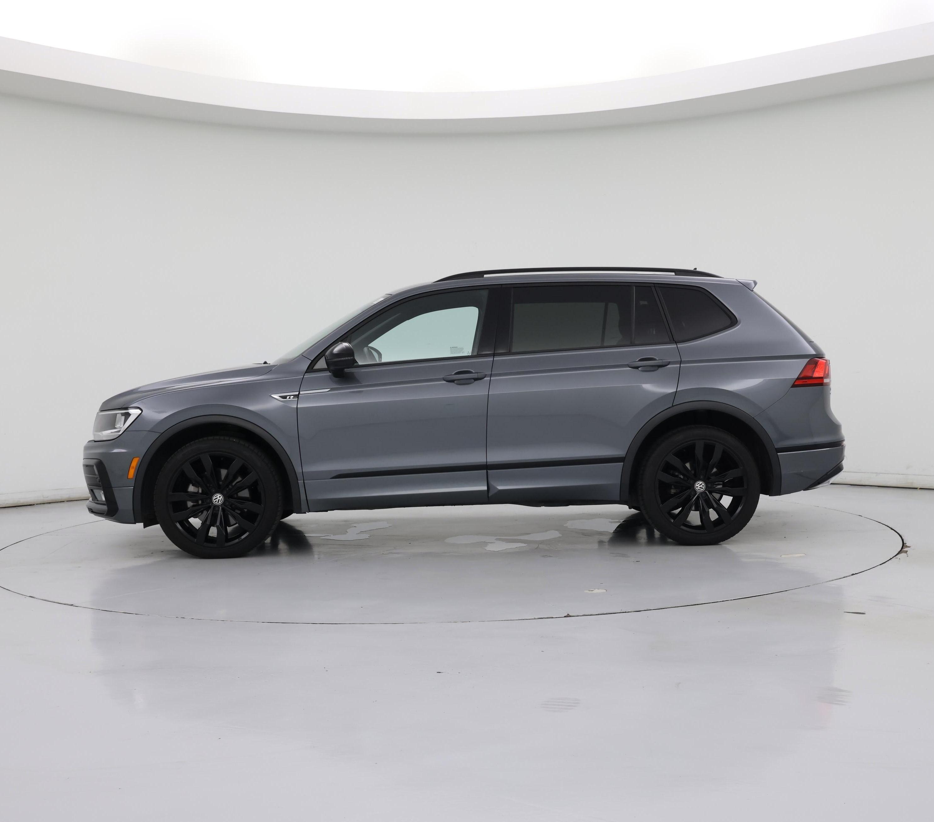 Thumbnail: 2021 Volkswagen Tiguan - 3