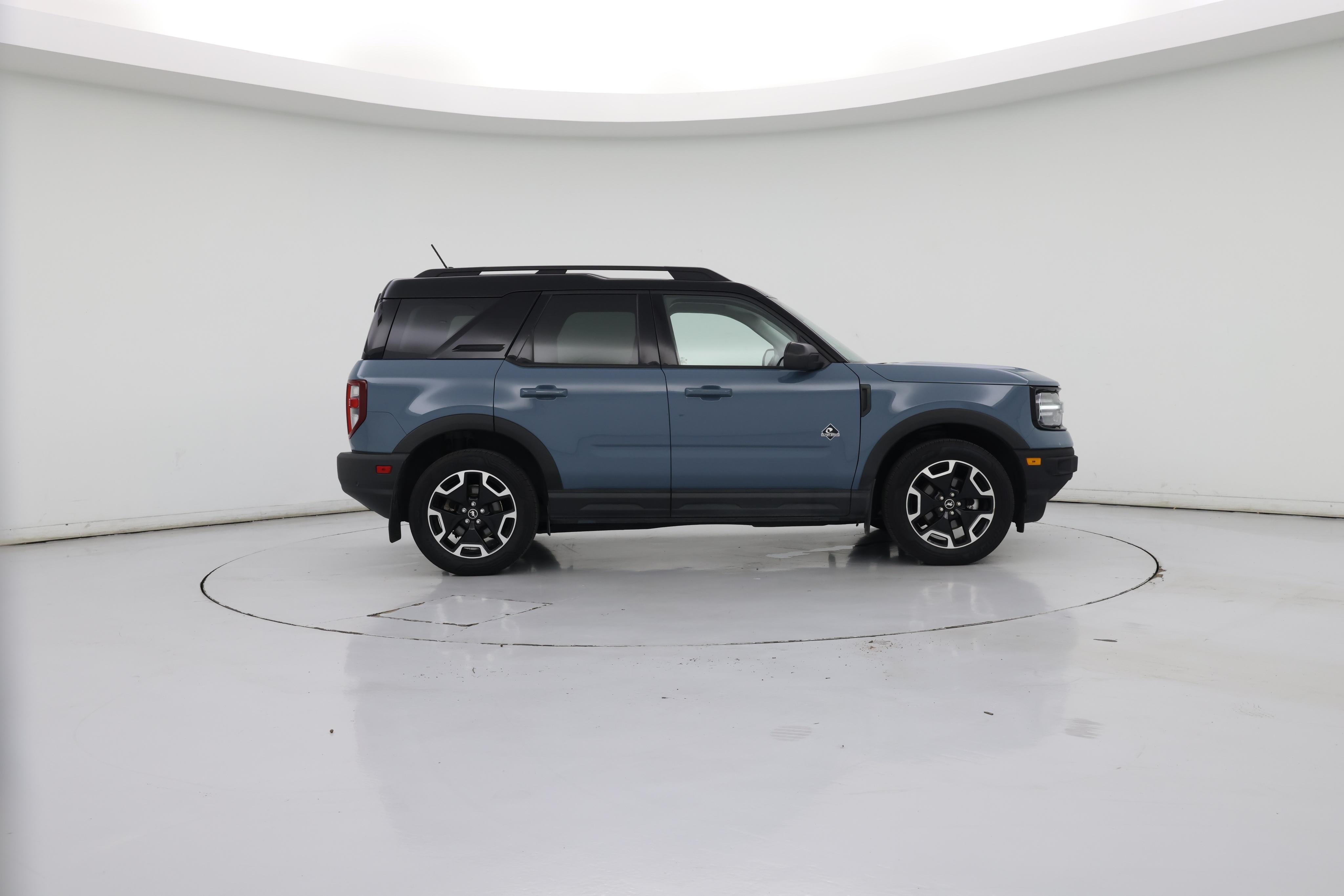 Thumbnail: 2021 Ford Bronco Sport - 7