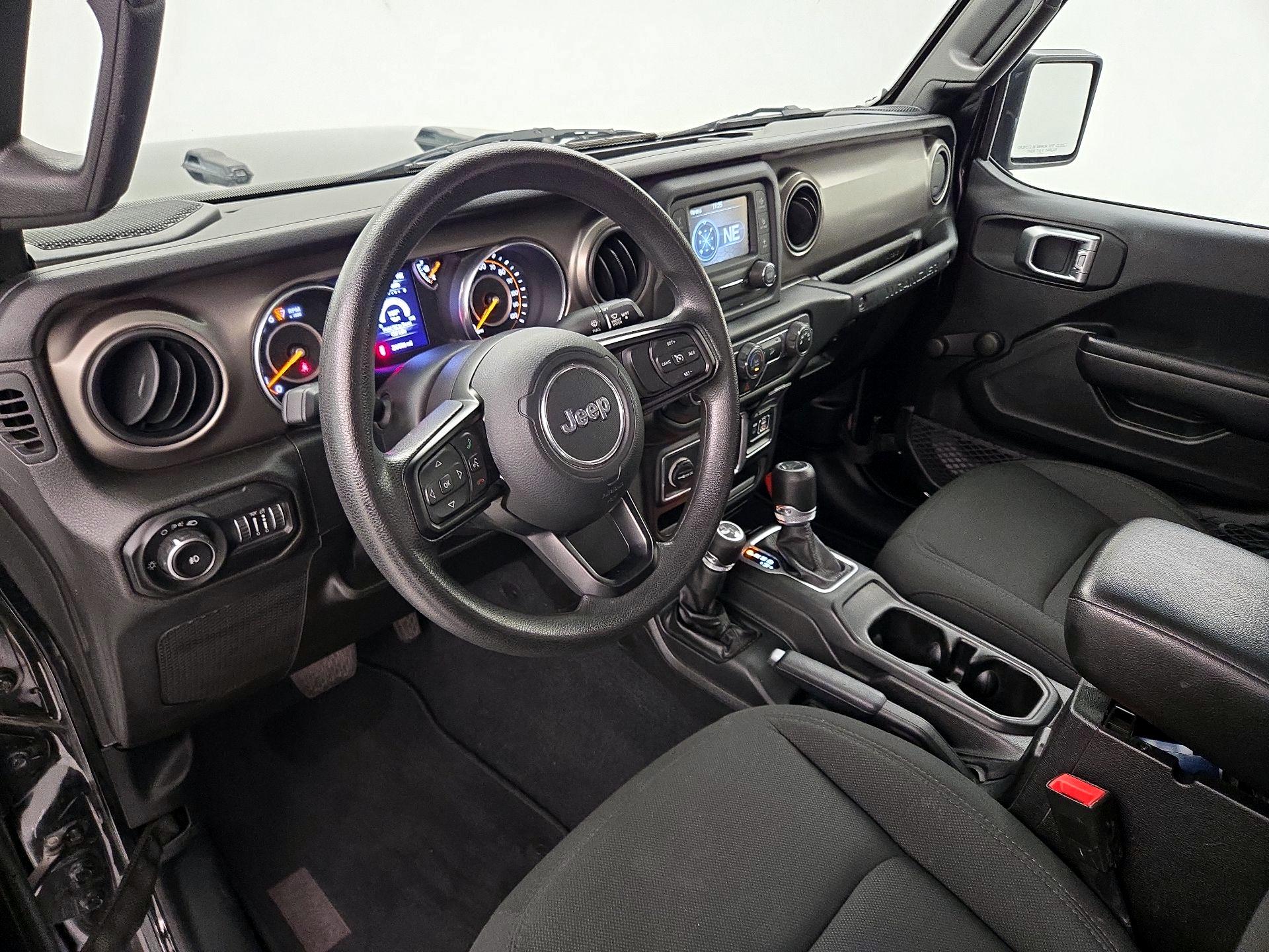 Thumbnail: 2018 Jeep Wrangler - 9