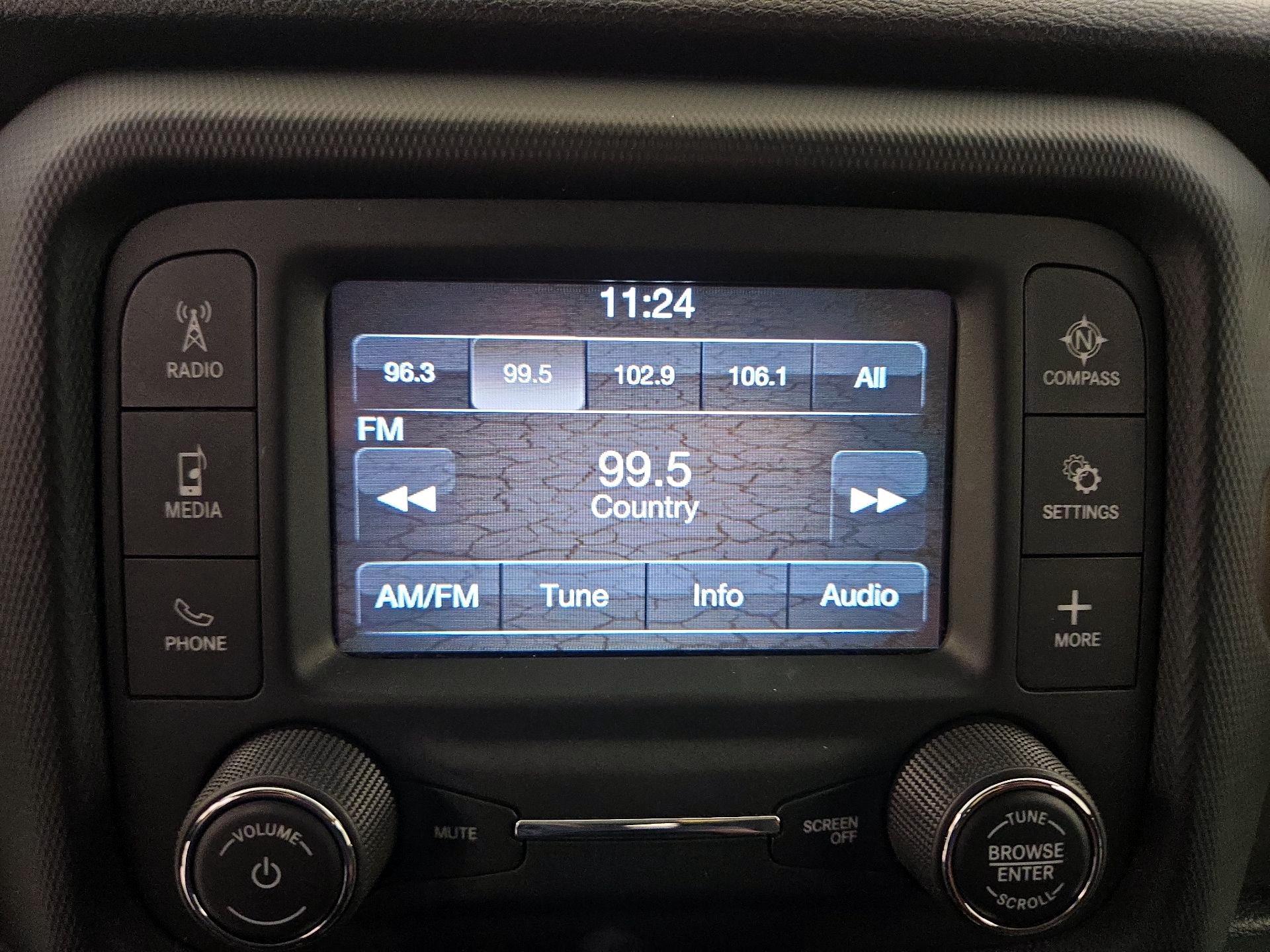Thumbnail: 2018 Jeep Wrangler - 15