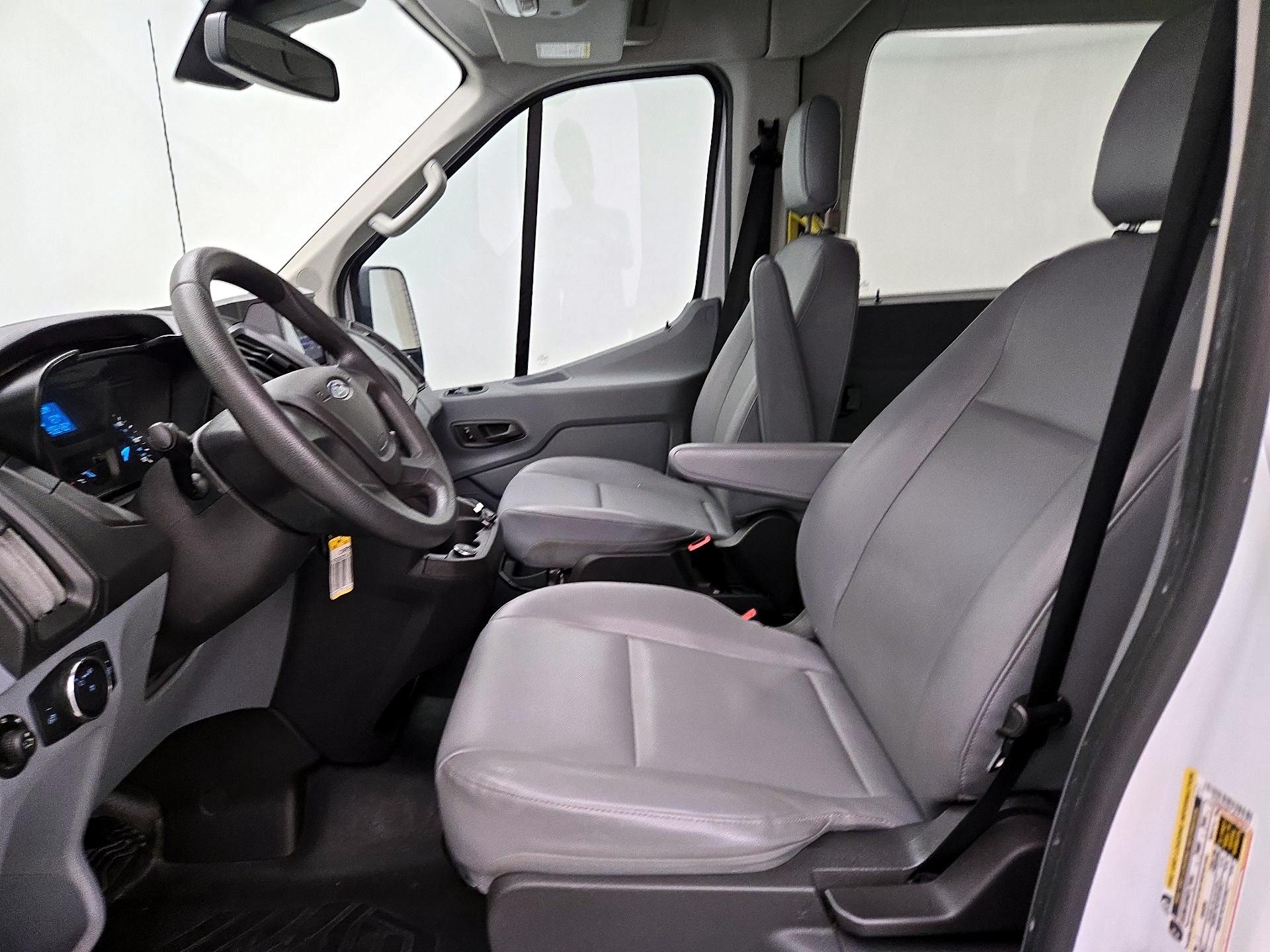 Thumbnail: 2018 Ford Transit Series - 11
