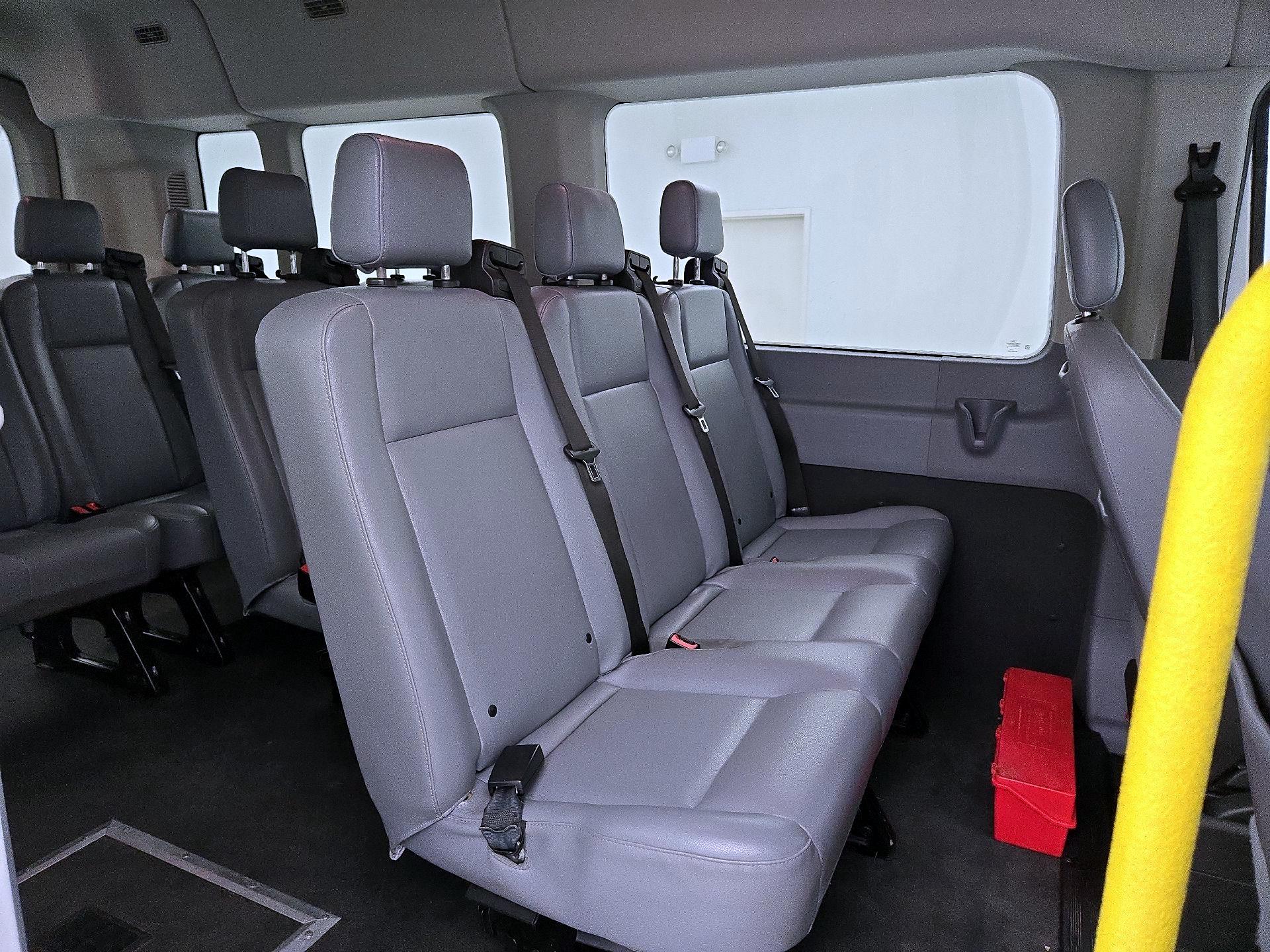 Thumbnail: 2018 Ford Transit Series - 19
