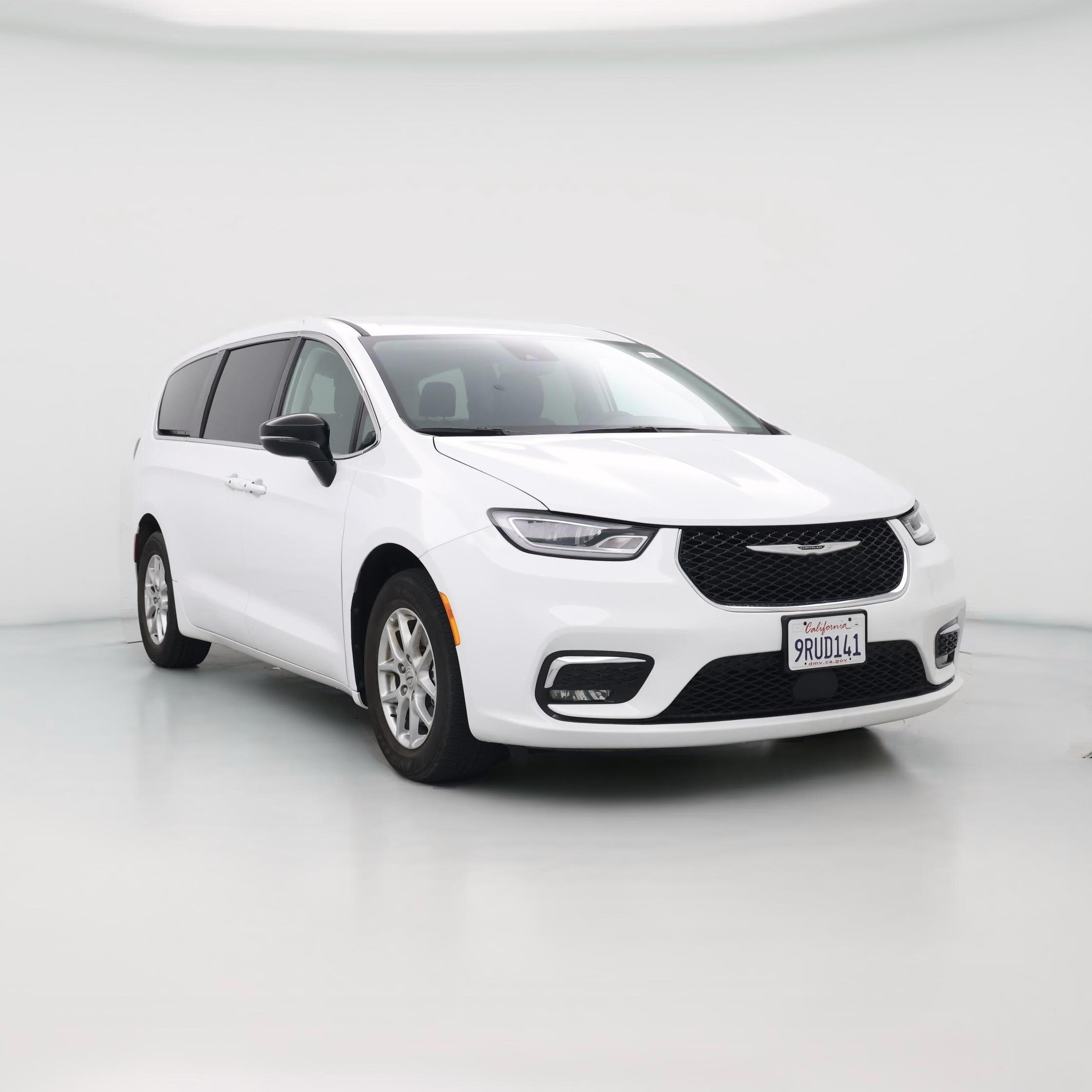 Thumbnail: 2024 Chrysler Pacifica - 1