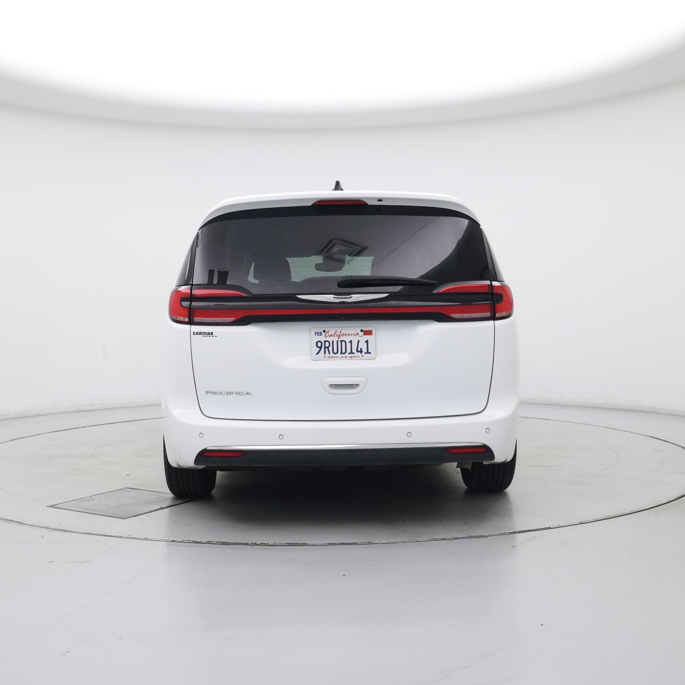 Thumbnail: 2024 Chrysler Pacifica - 6