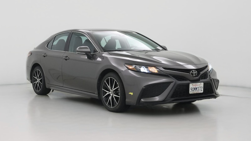 2022 Toyota Camry SE Hero Image