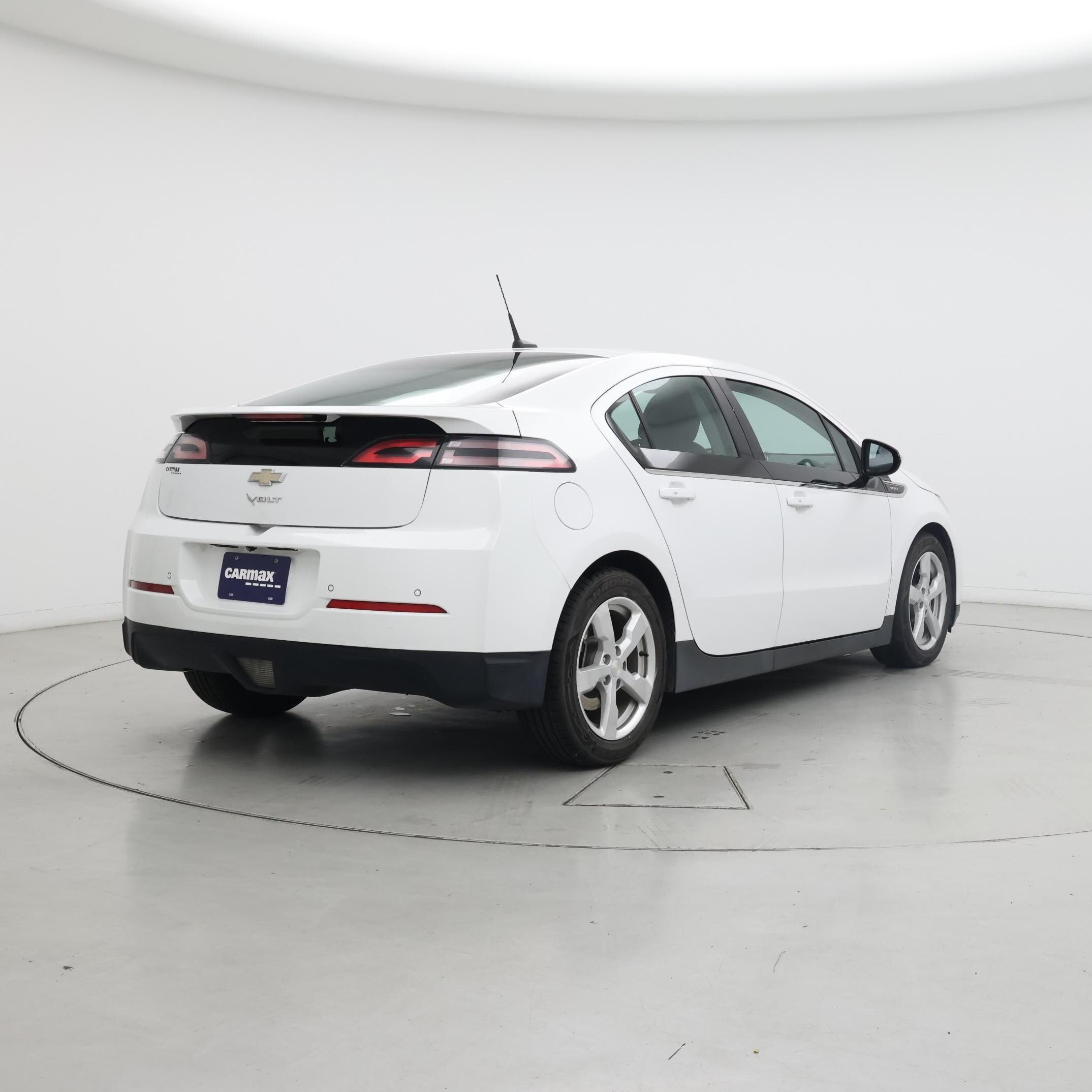 Thumbnail: 2014 Chevrolet Volt - 8