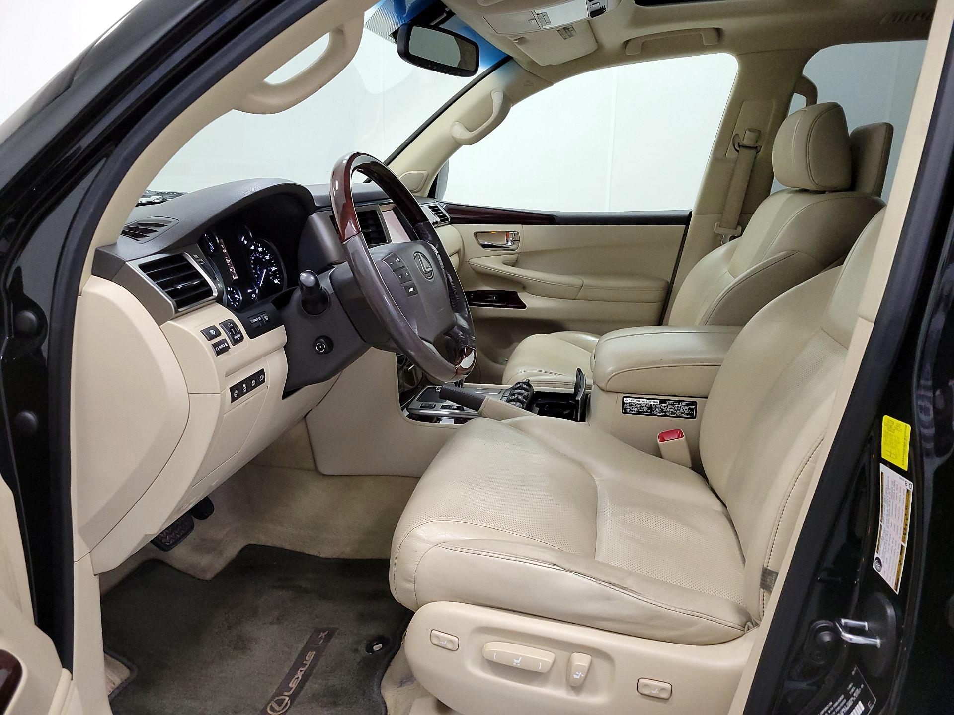 Thumbnail: 2015 Lexus LX - 11