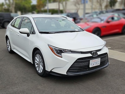 2024 Toyota Corolla LE -
                Burbank, CA