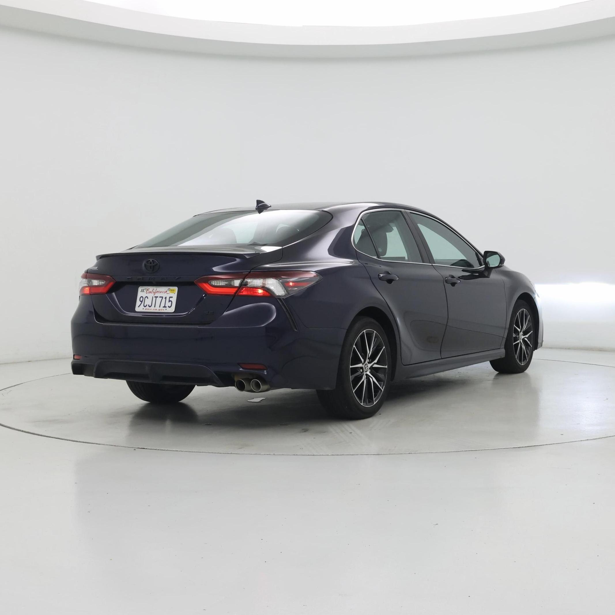 Thumbnail: 2022 Toyota Camry - 8