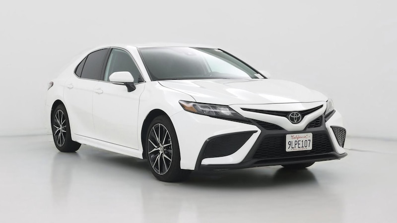 2024 Toyota Camry SE Hero Image