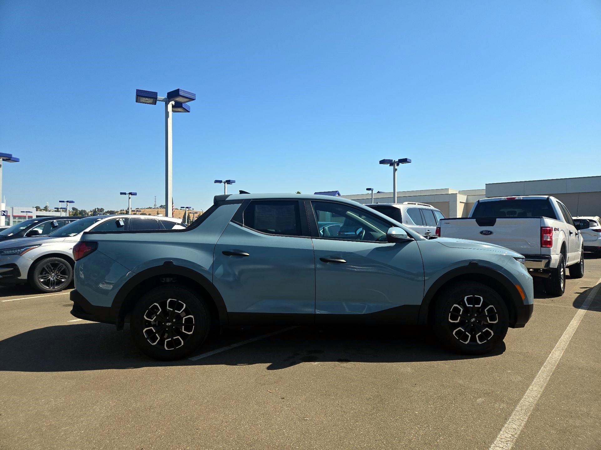 Thumbnail: 2022 Hyundai Santa Cruz - 4