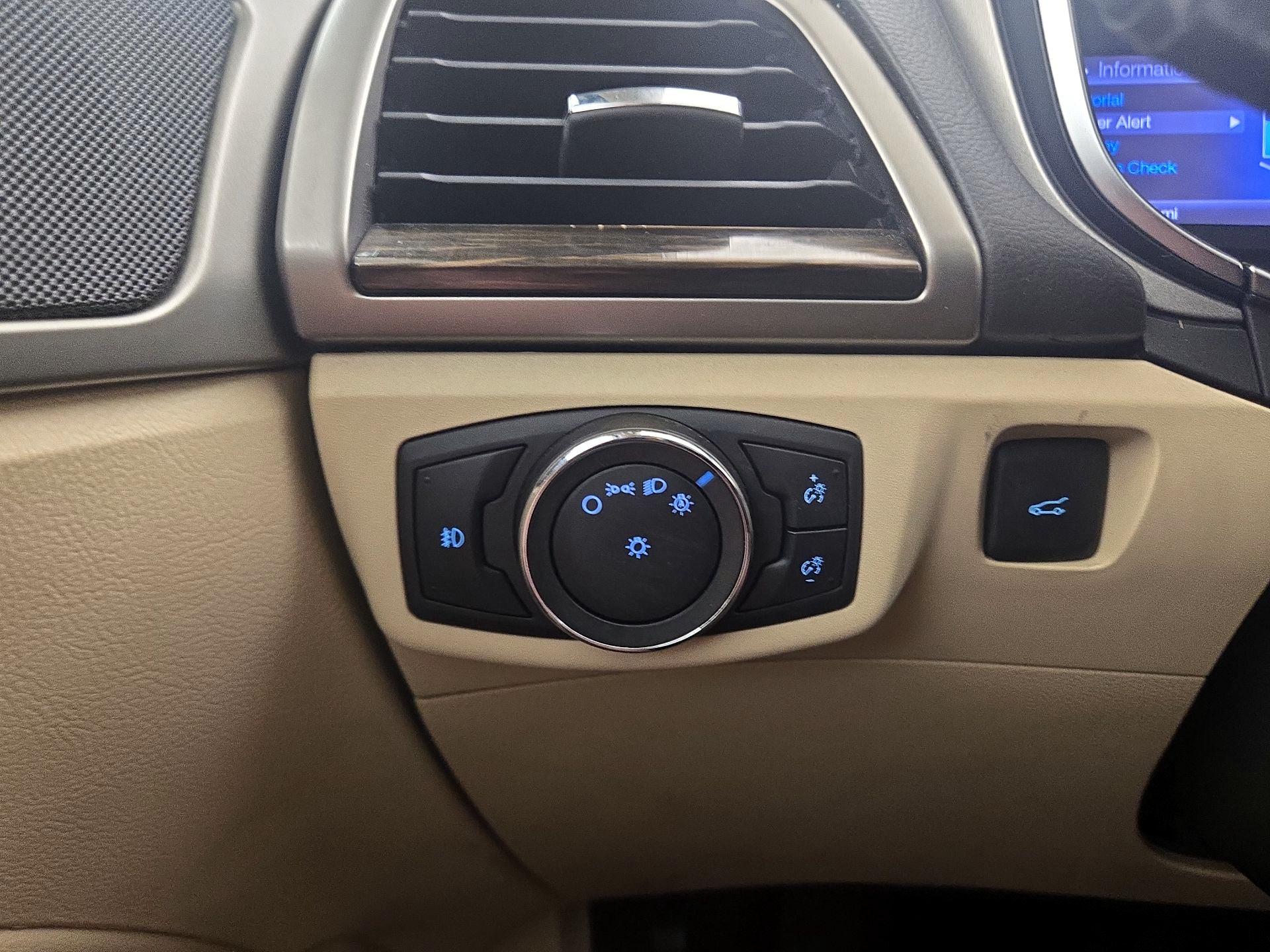 Thumbnail: 2013 Ford Fusion - 13