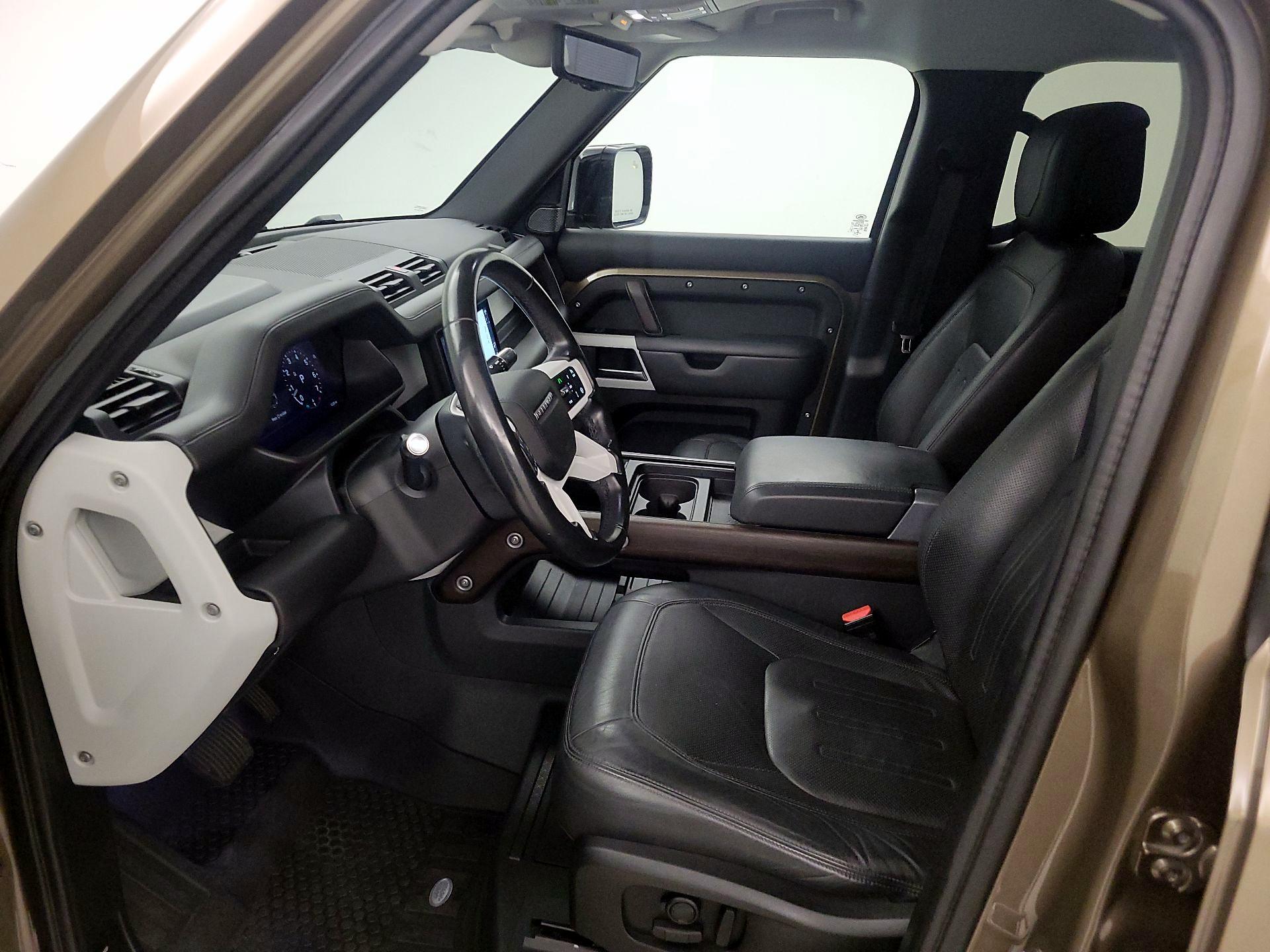 Thumbnail: 2020 Land Rover Defender - 11