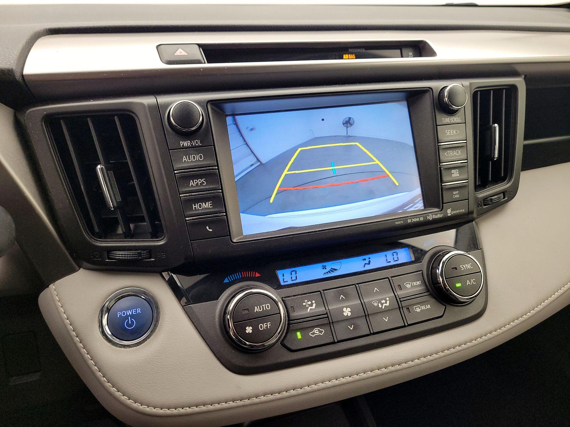 Thumbnail: 2016 Toyota RAV4 - 14