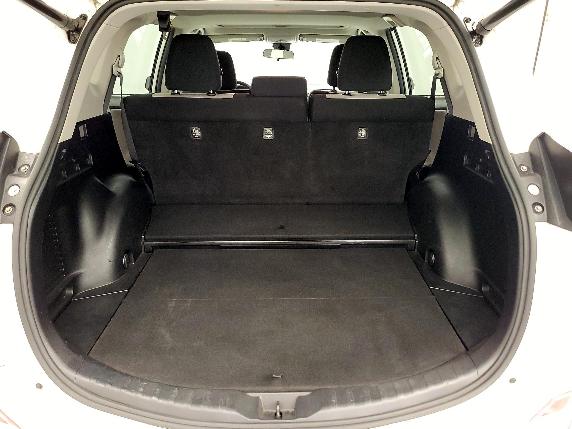 Thumbnail: 2016 Toyota RAV4 - 20