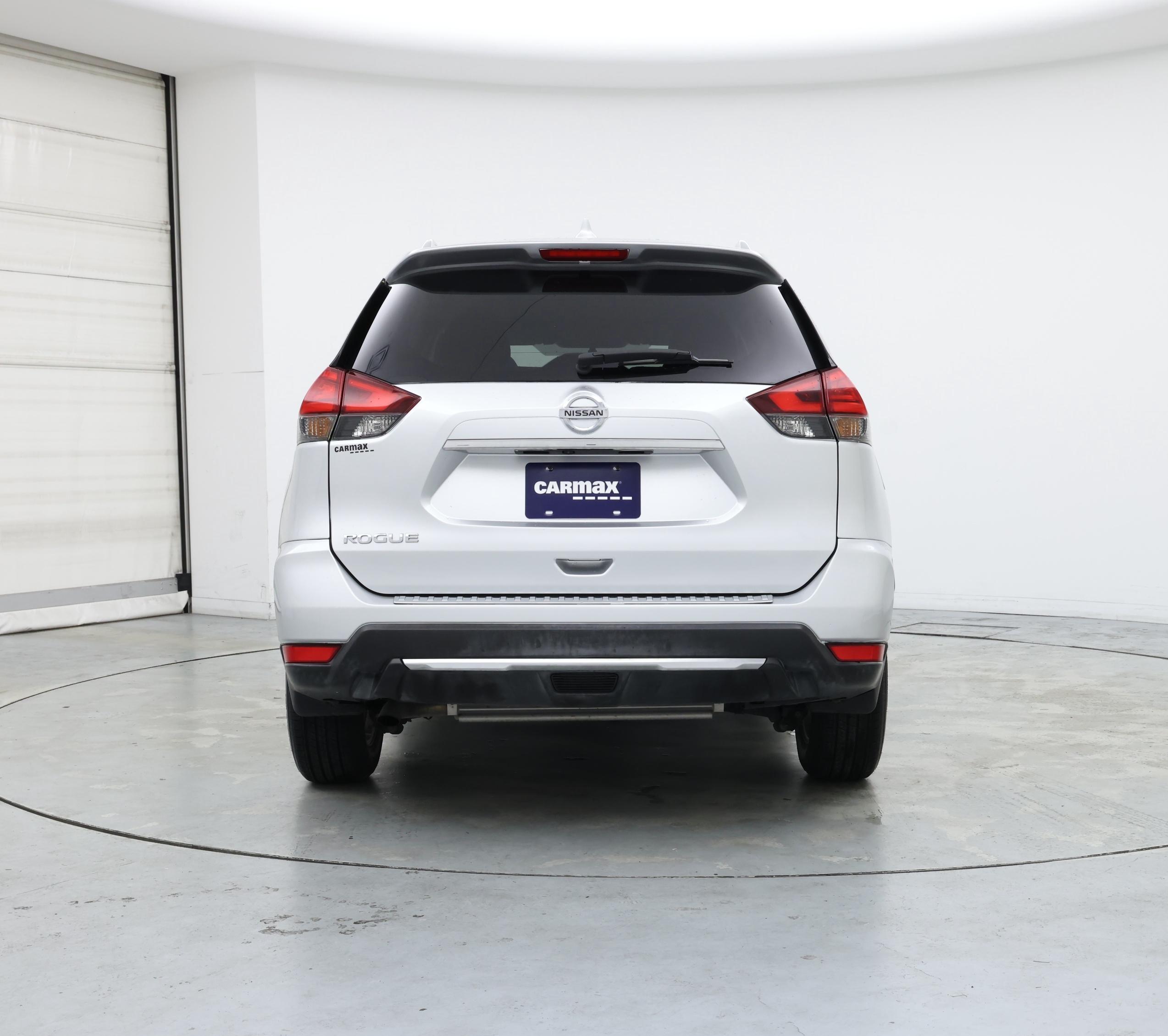 Thumbnail: 2017 Nissan Rogue - 6
